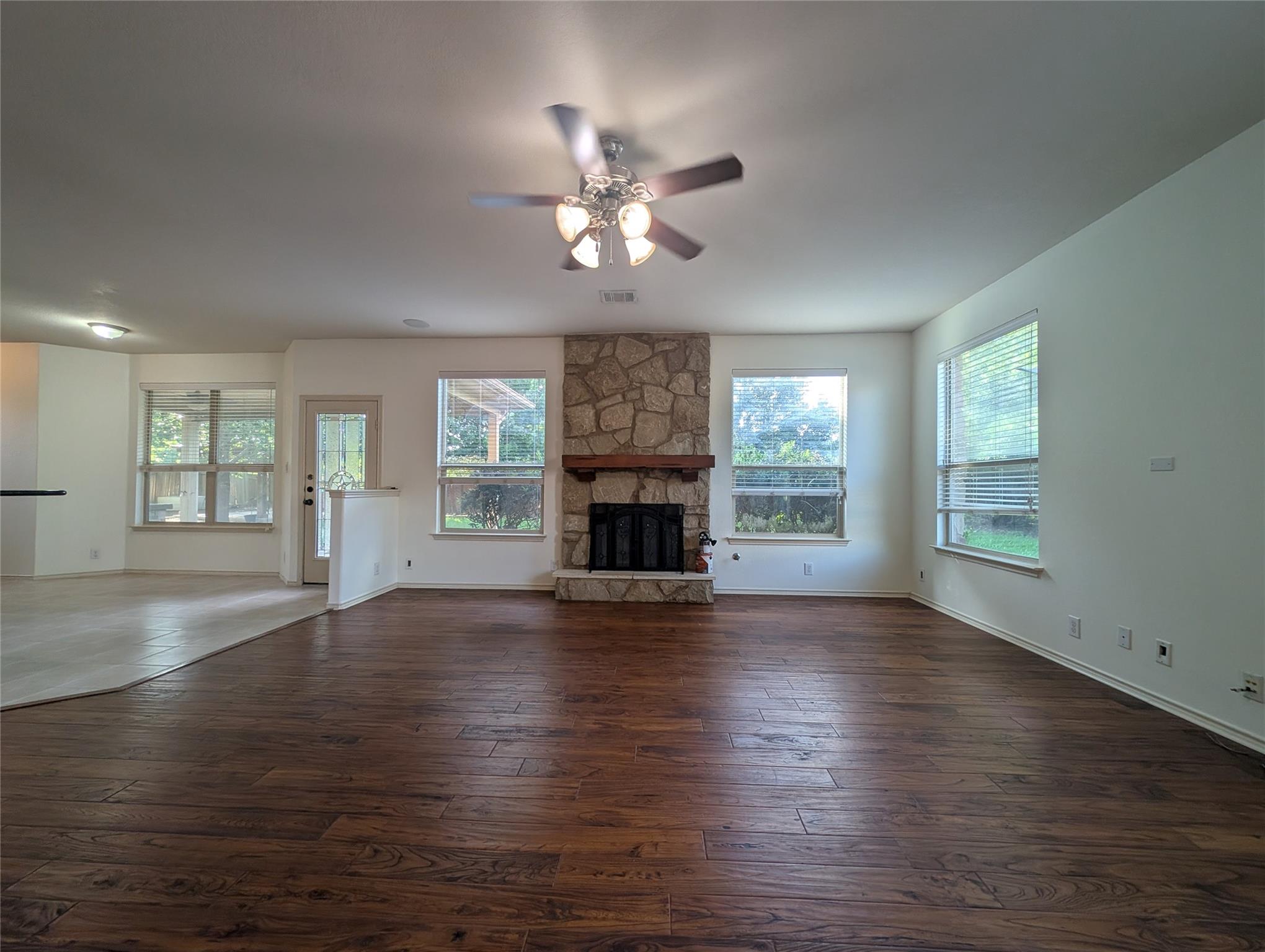 1602 Westmeadow Trl Property Photo 6