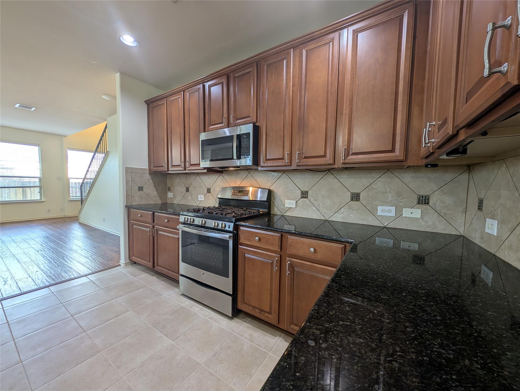 1602 Westmeadow Trl Property Photo 8