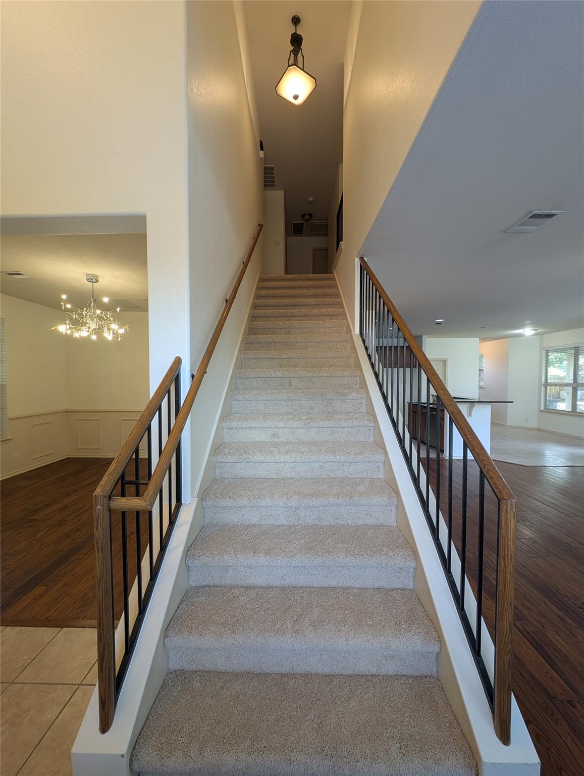 1602 Westmeadow Trl Property Photo 19