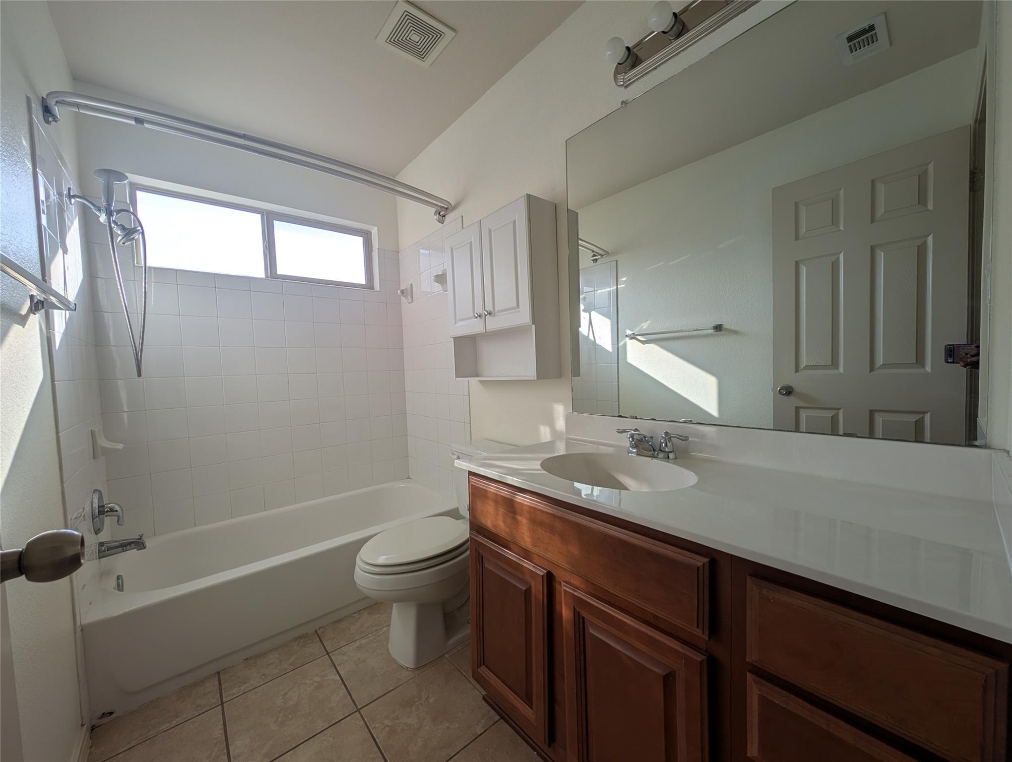 1602 Westmeadow Trl Property Photo 25