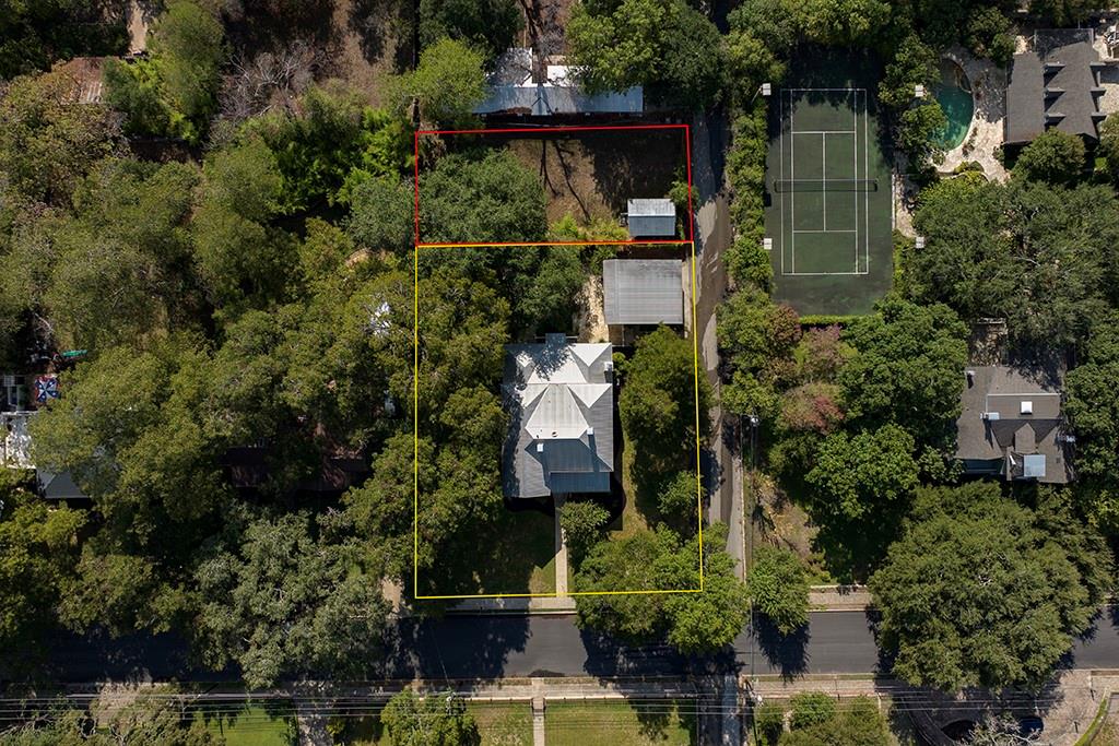 819 Belvin St Property Photo 2