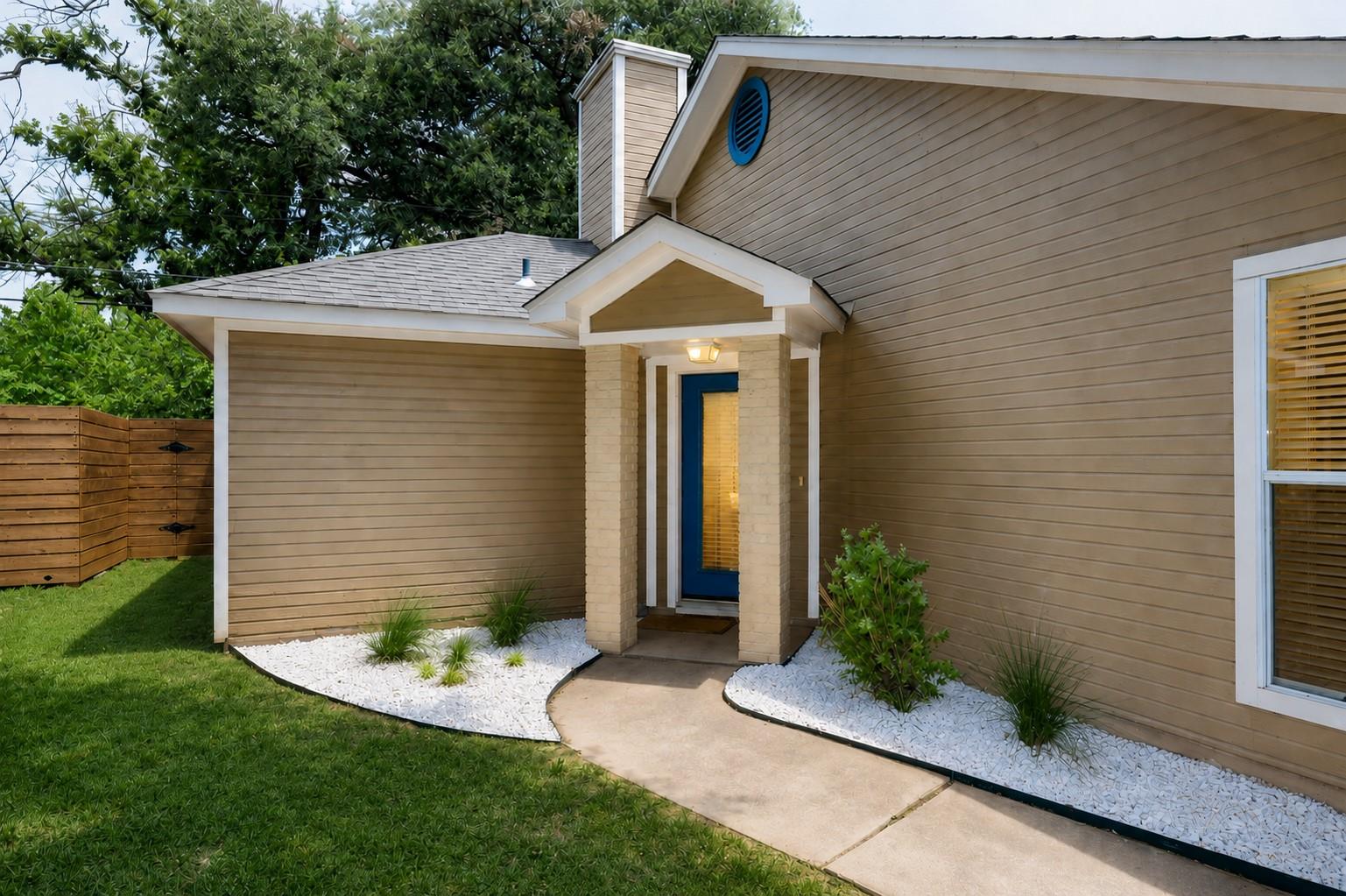 1302 Danbury Sq #a Property Photo 3