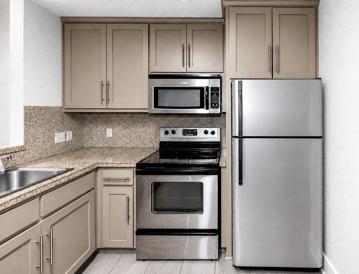 1302 Danbury Sq #a Property Photo 5
