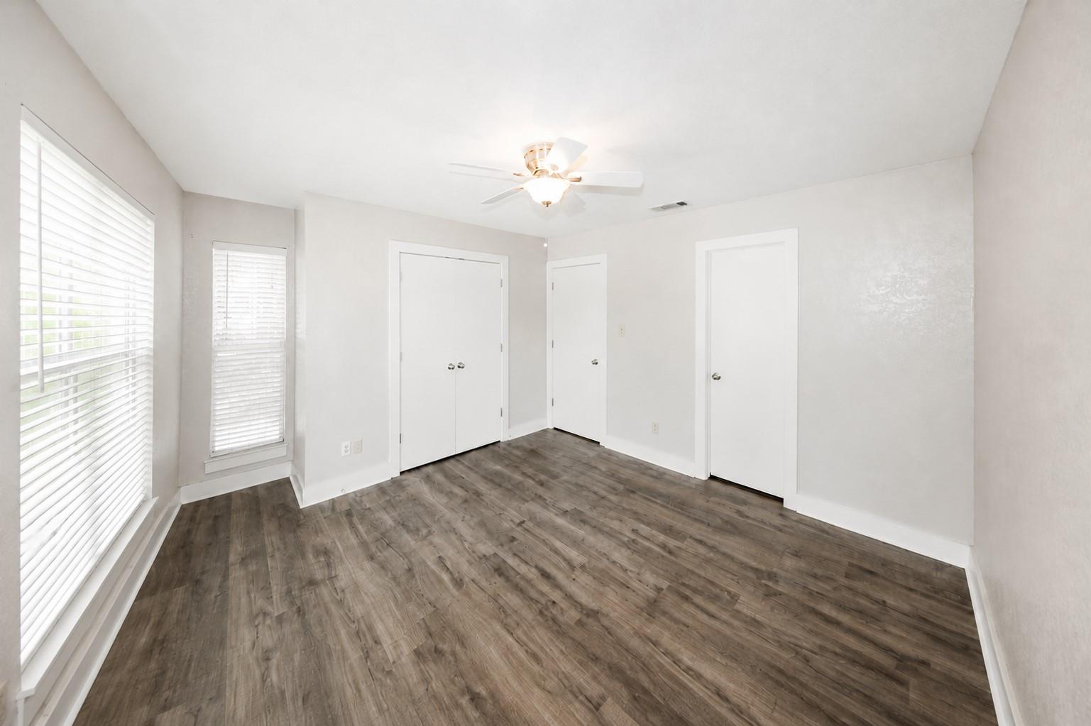 1302 Danbury Sq #a Property Photo 15