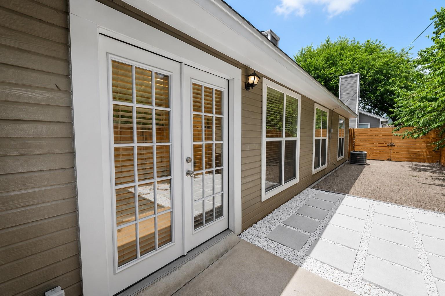 1302 Danbury Sq #a Property Photo 18