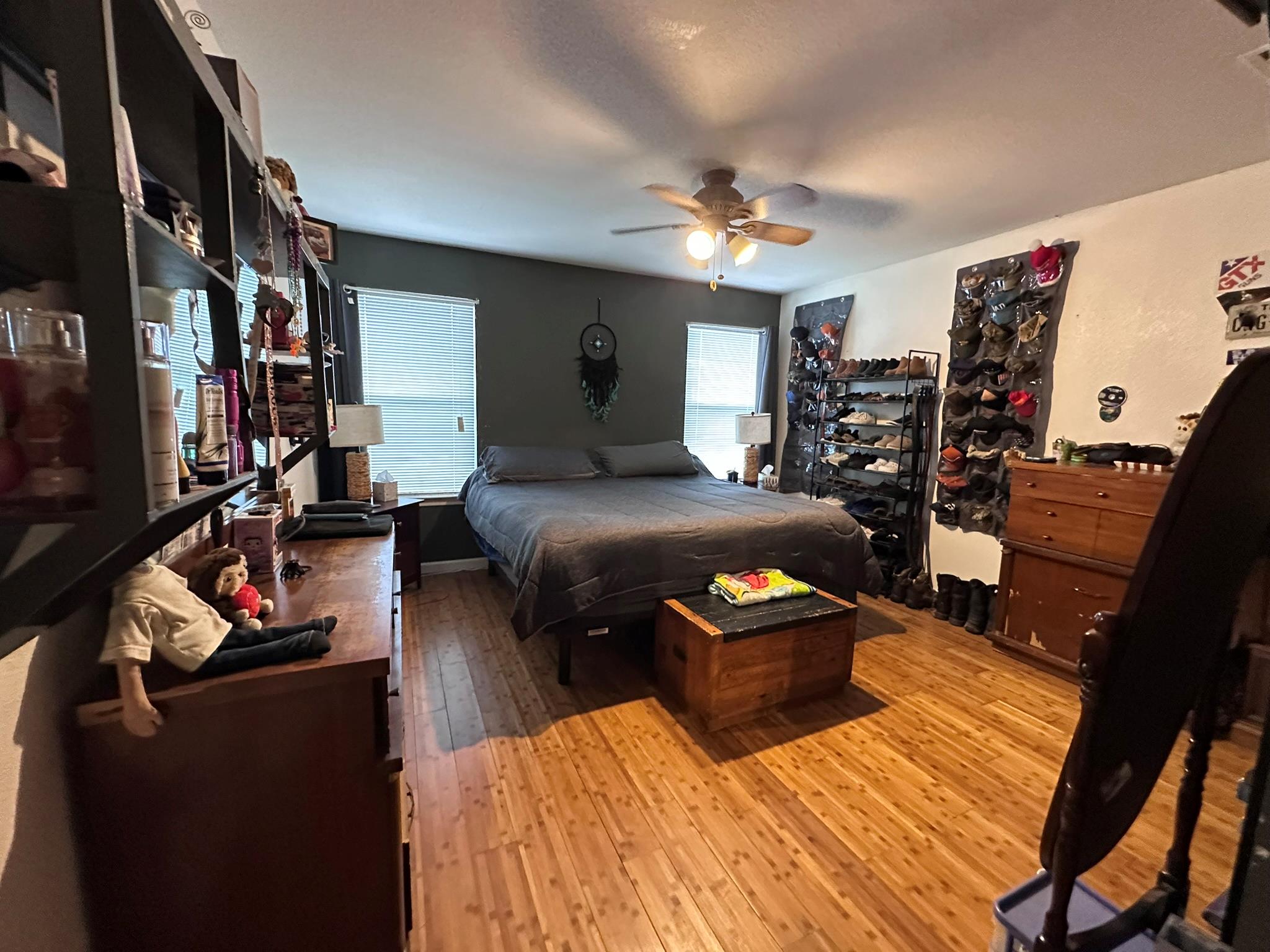 212 Meadow Park Dr Property Photo 7