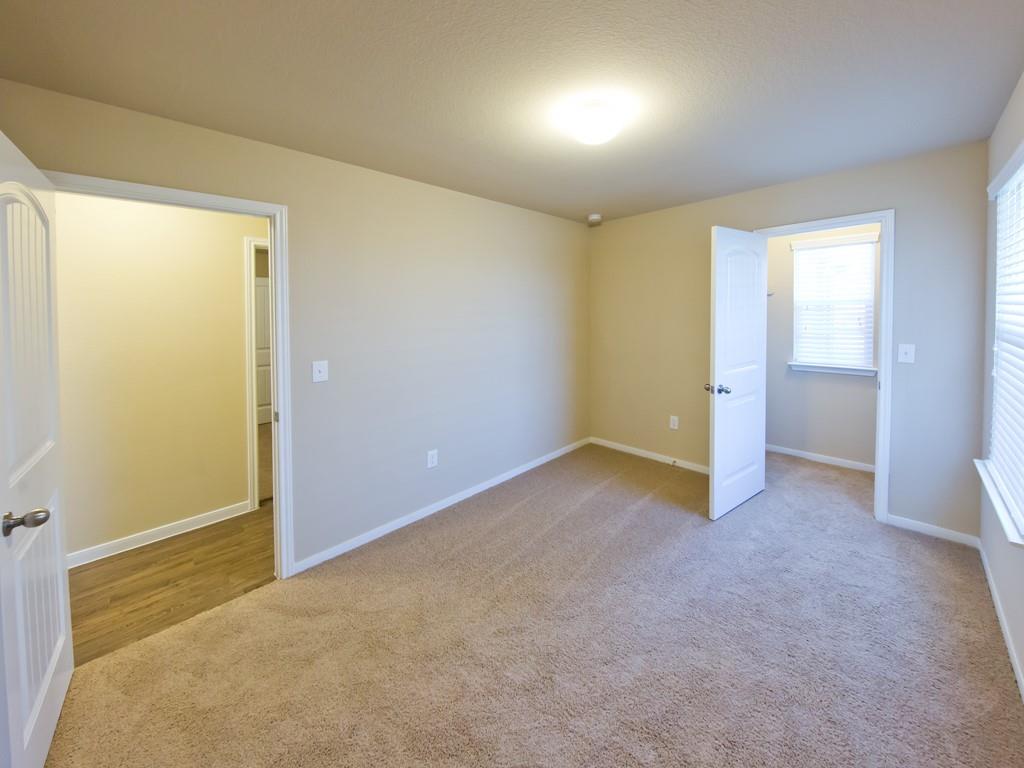 12117 Greywacke Dr Property Photo 16