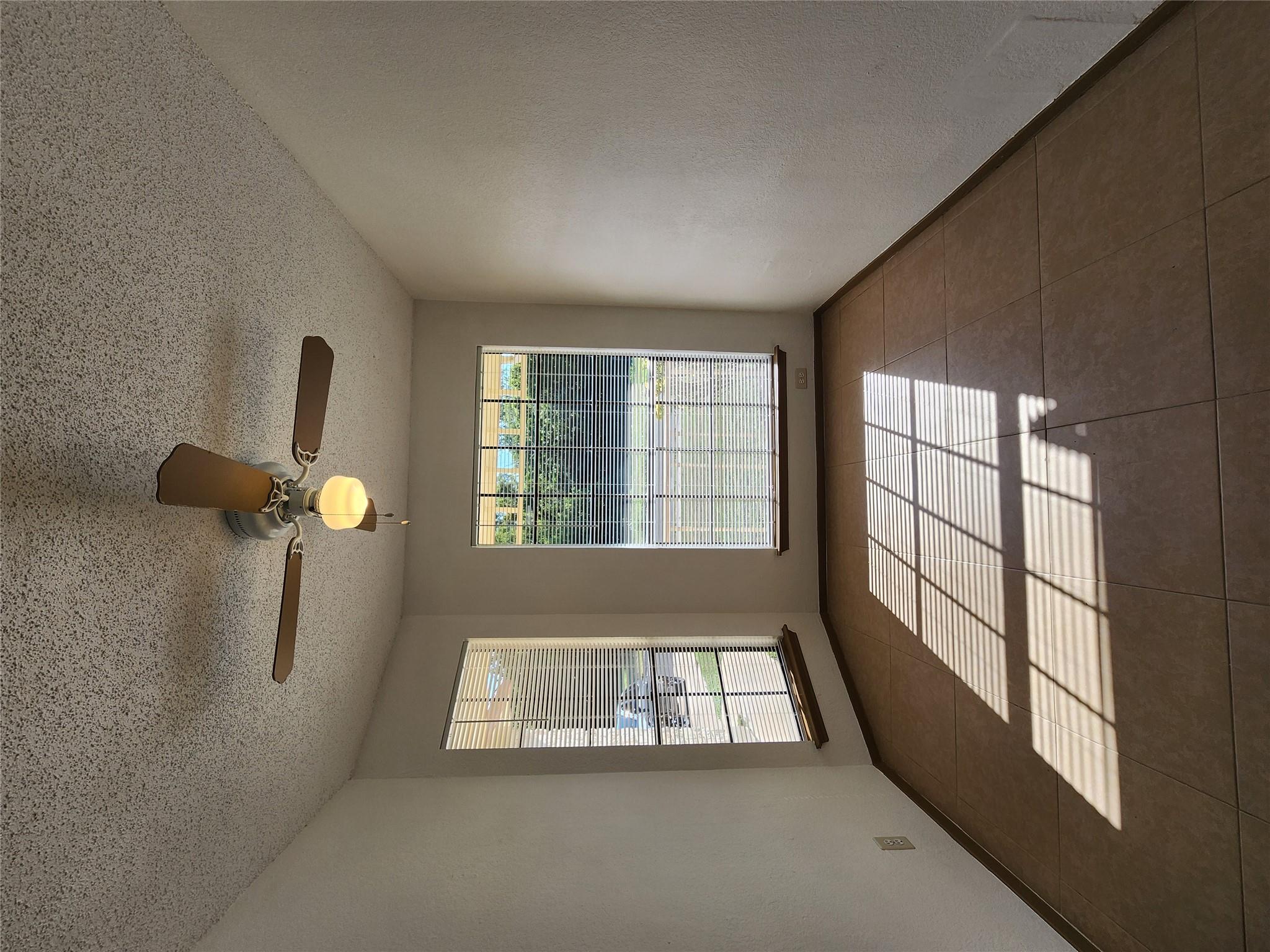 1807 Magazine St Property Photo 3