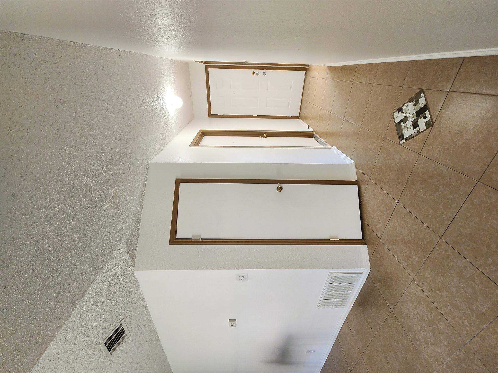 1807 Magazine St Property Photo 10