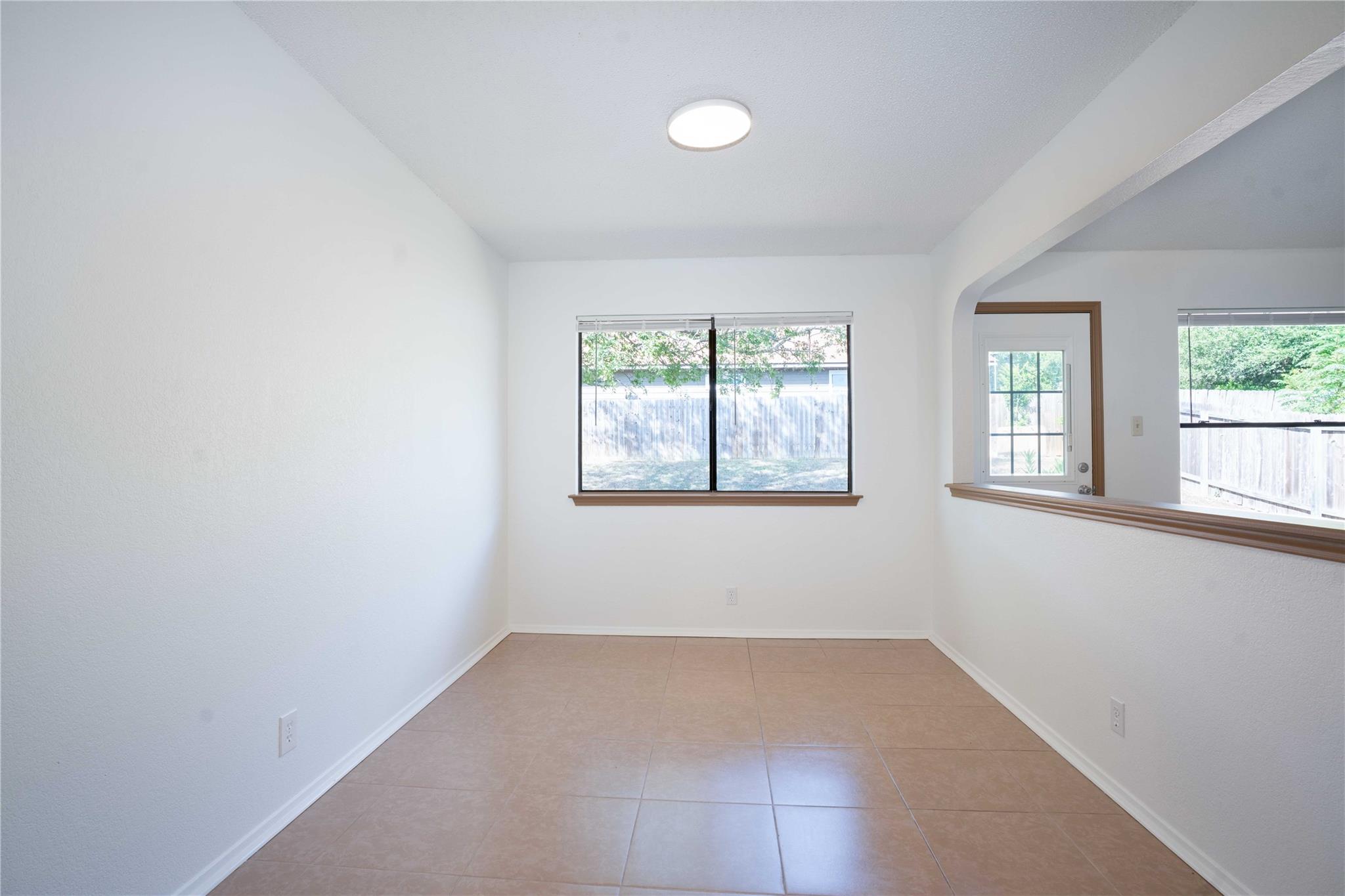 1807 Magazine St Property Photo 10