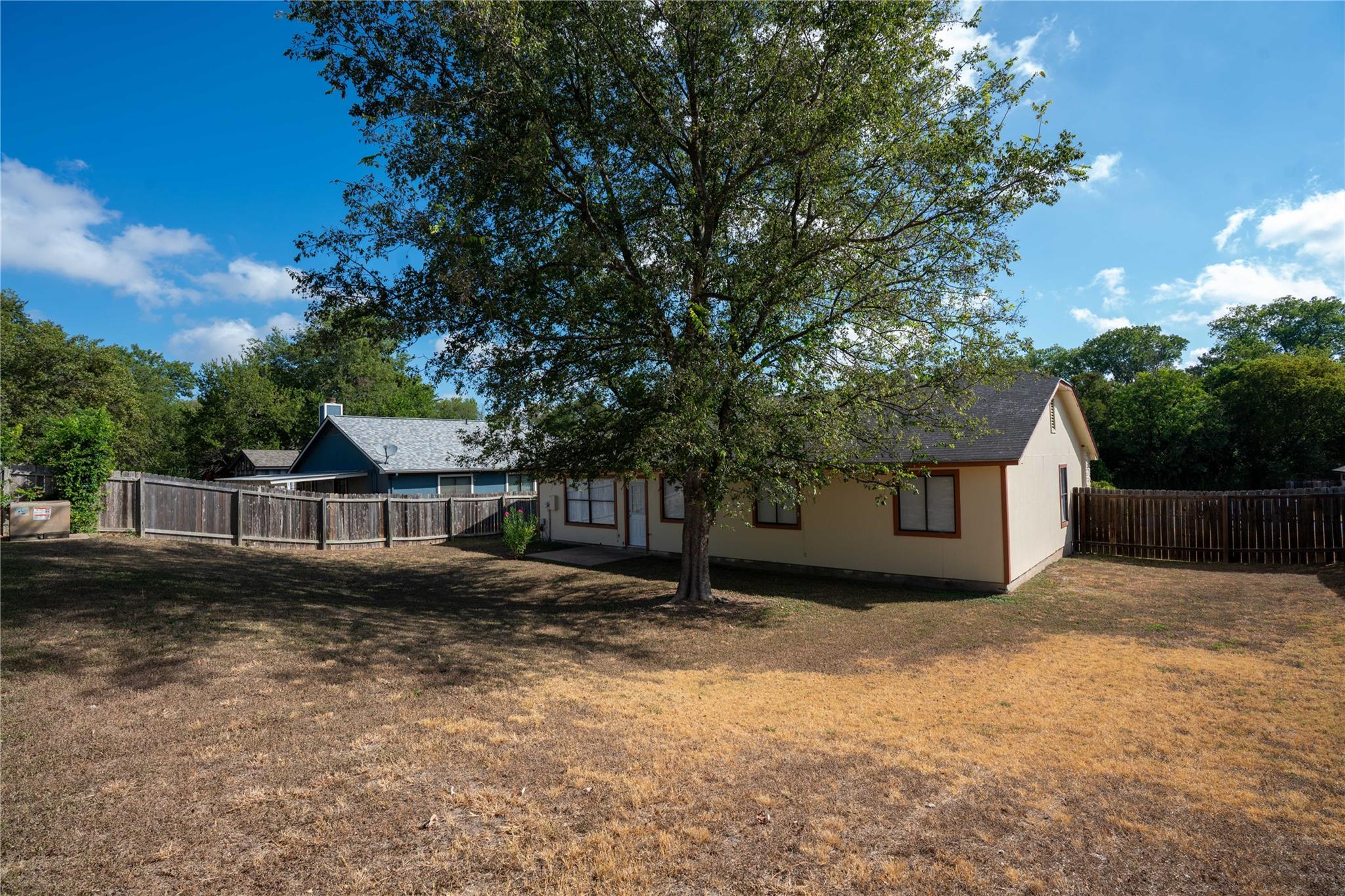 1807 Magazine St Property Photo 19