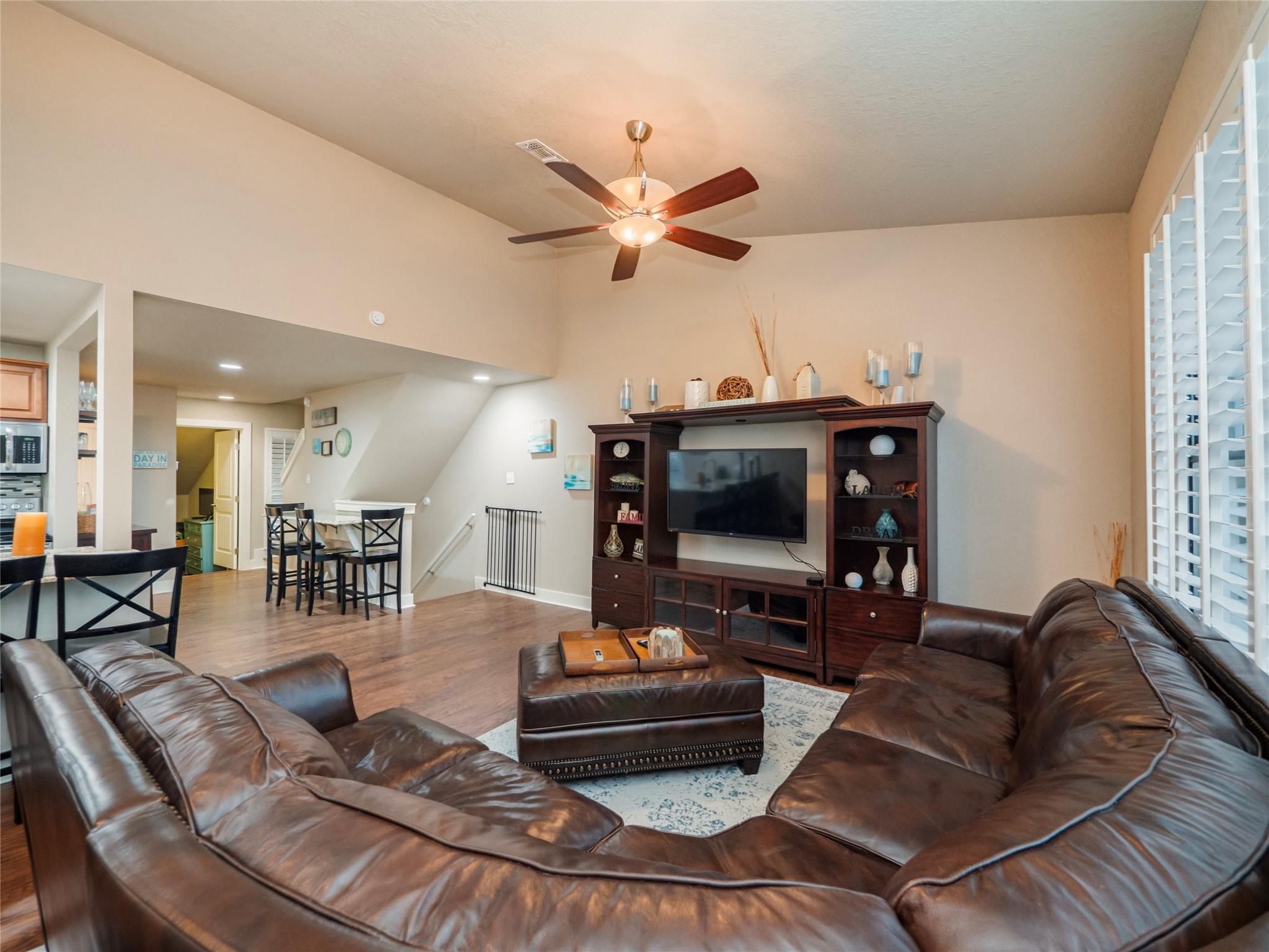 704 Horseshoe Bay Blvd #l Property Photo 13