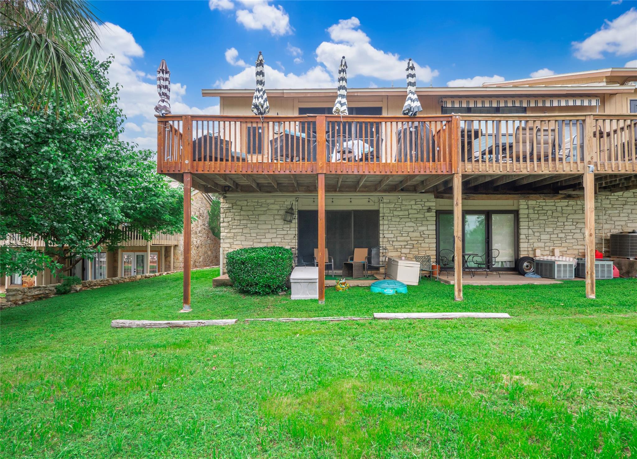 704 Horseshoe Bay Blvd #l Property Photo 33