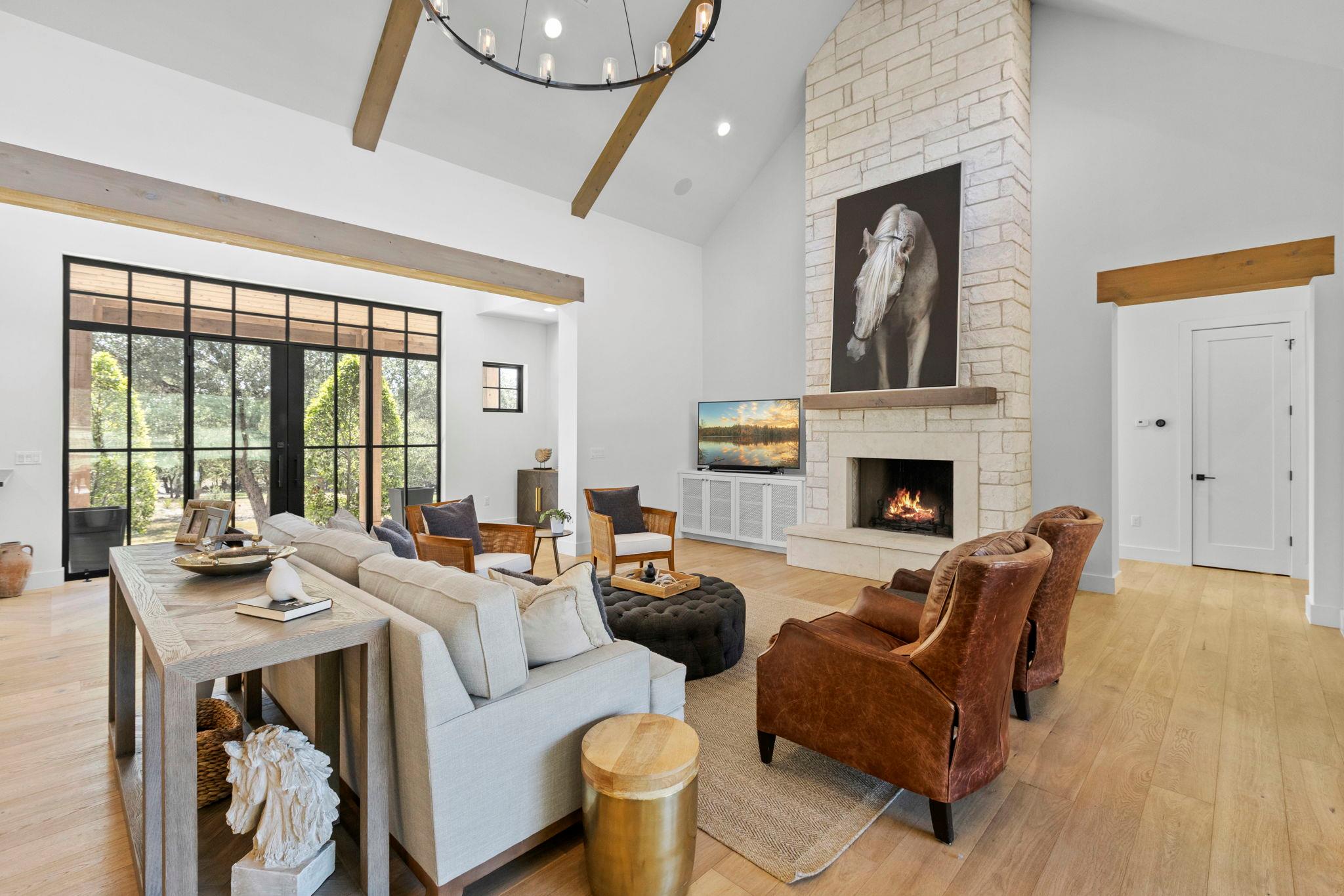 1408 Likeness Rd Property Photo 4