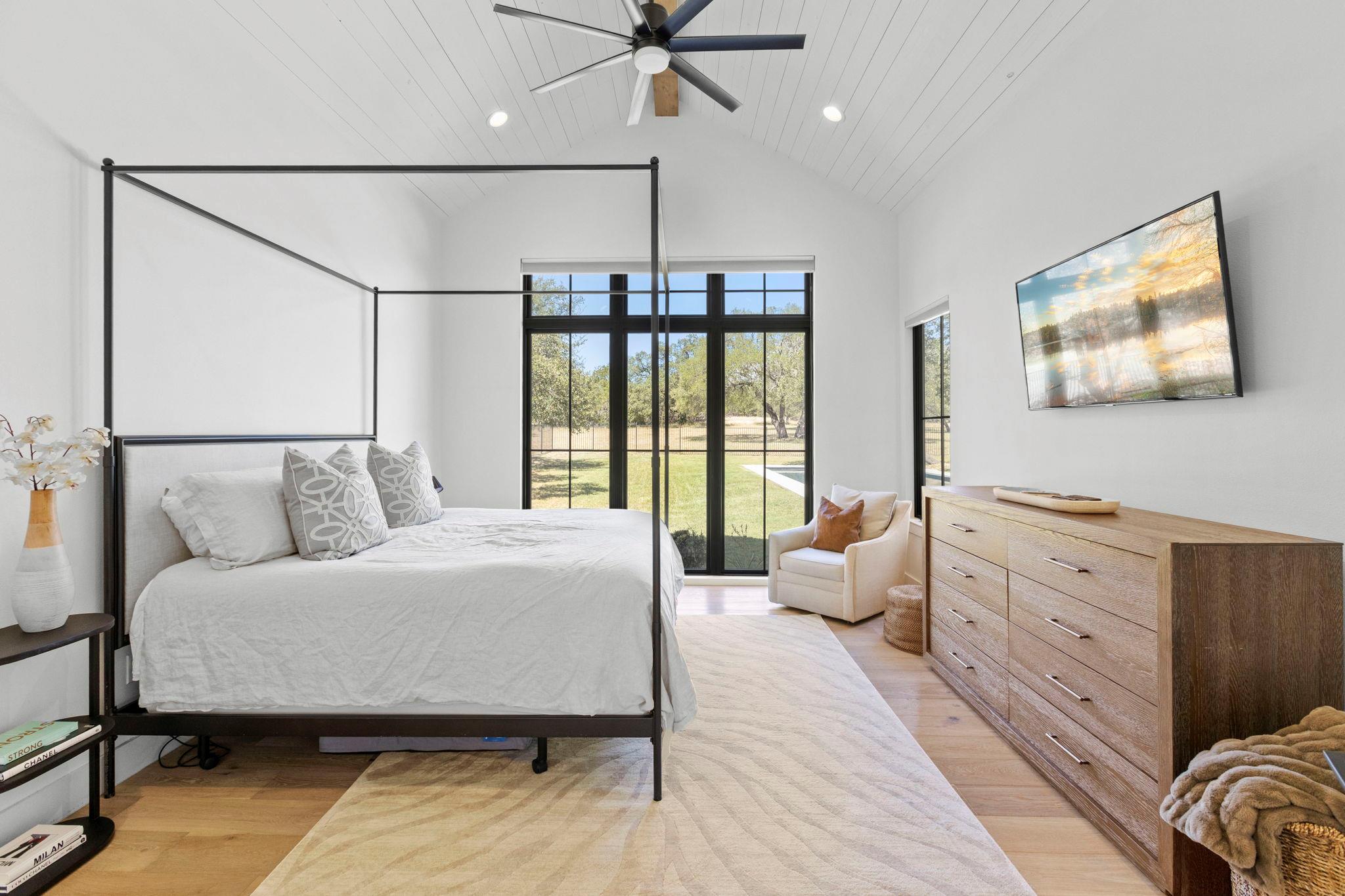 1408 Likeness Rd Property Photo 12