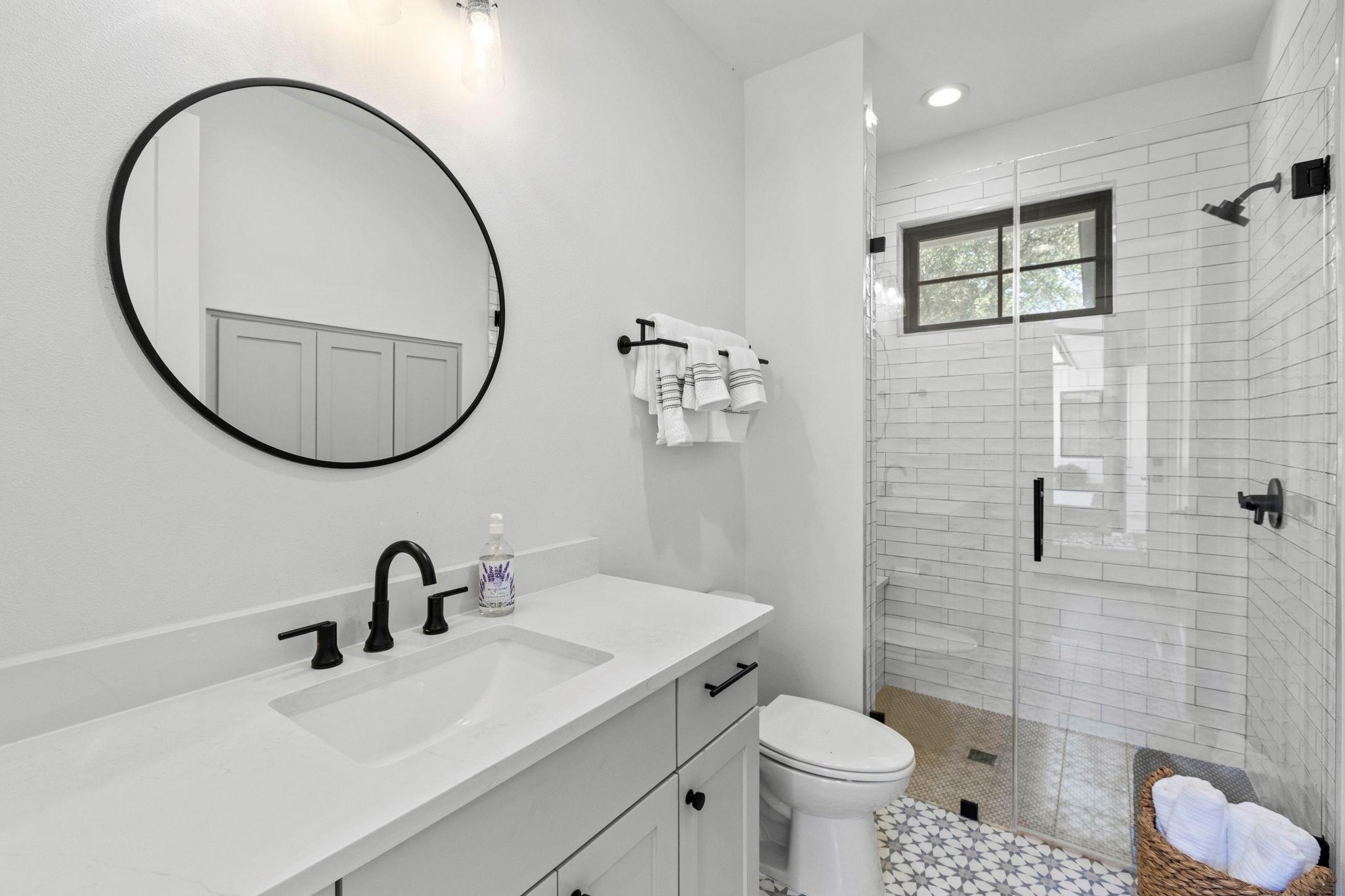 1408 Likeness Rd Property Photo 18