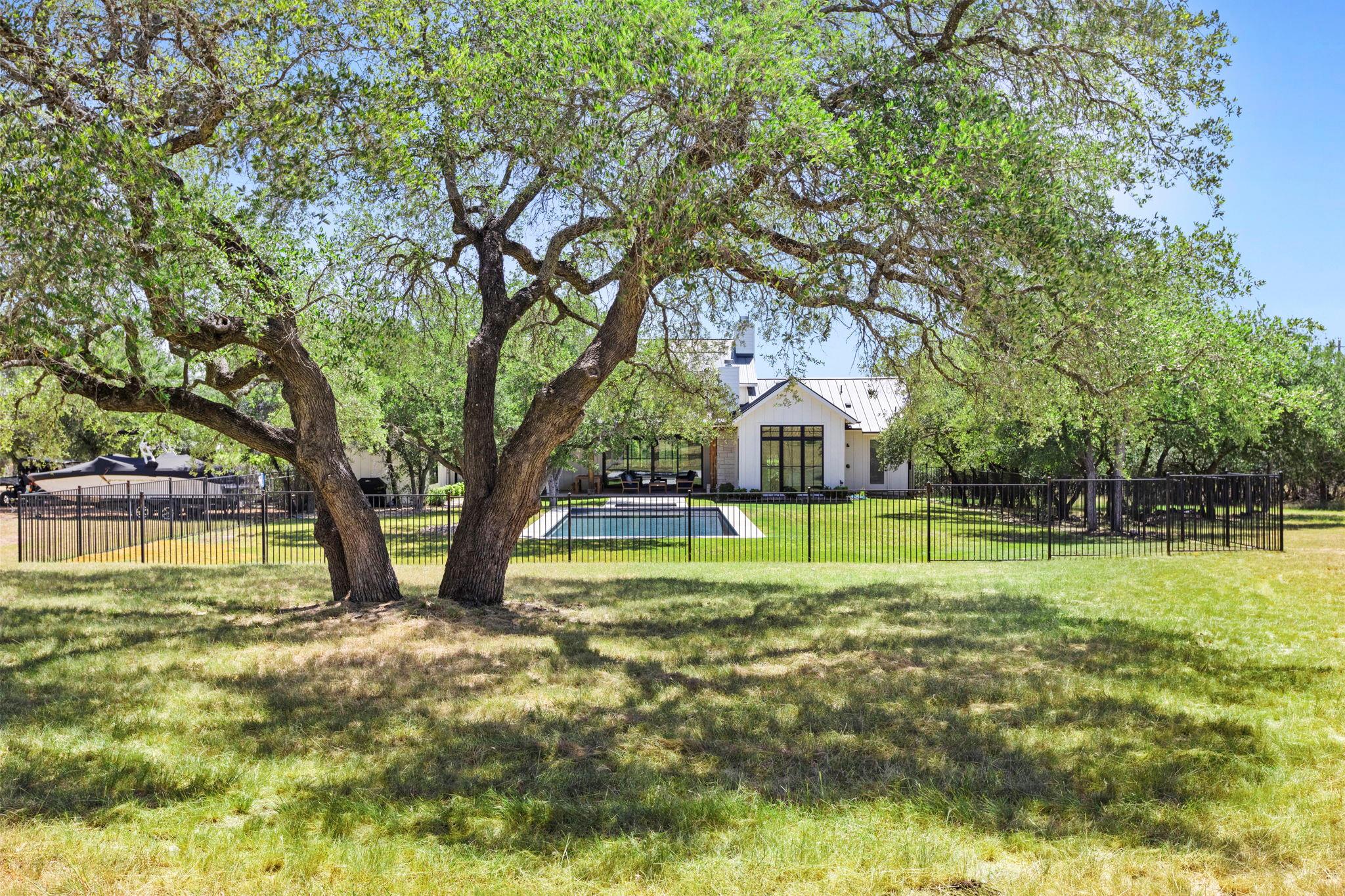 1408 Likeness Rd Property Photo 32