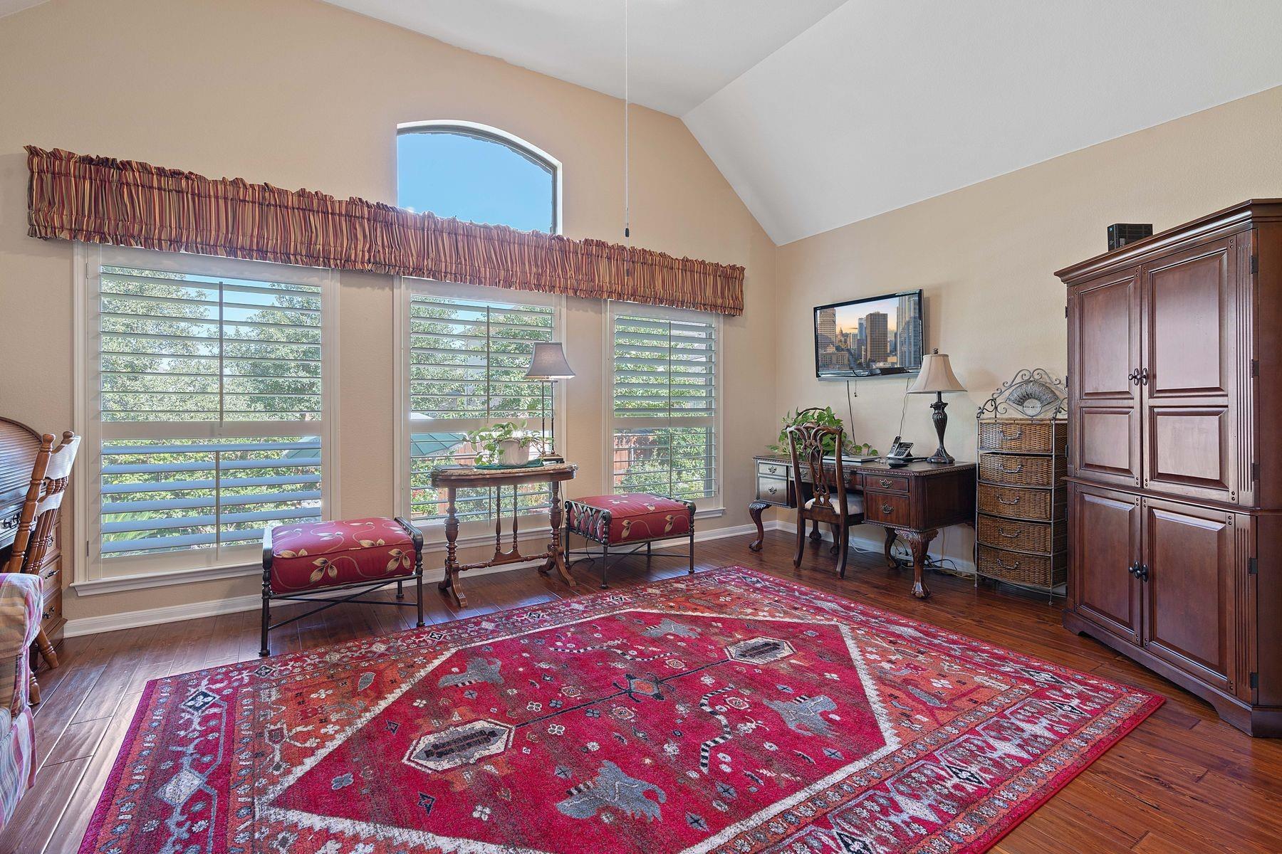 3905 Obsidian Ln Property Photo 16