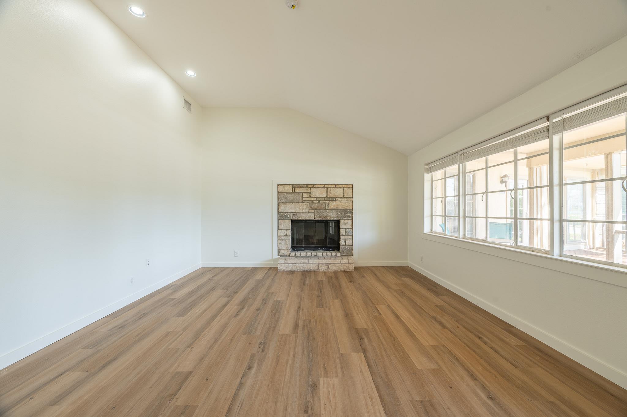 6700 Menchaca Rd #1-j Property Photo 3