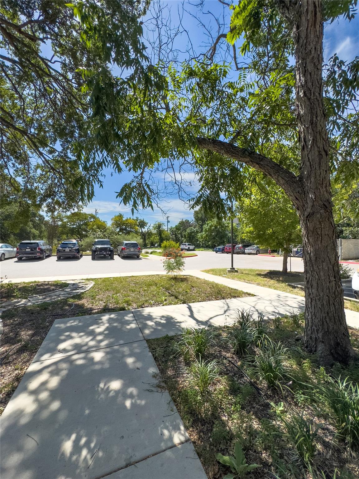 6700 Menchaca Rd #1-j Property Photo 9