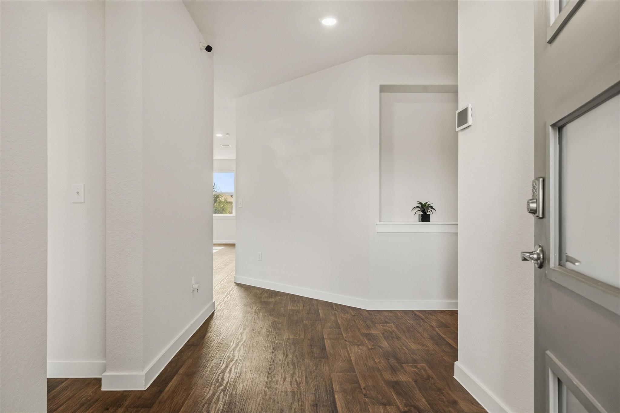 14317 Cantarra Dr Property Photo 5