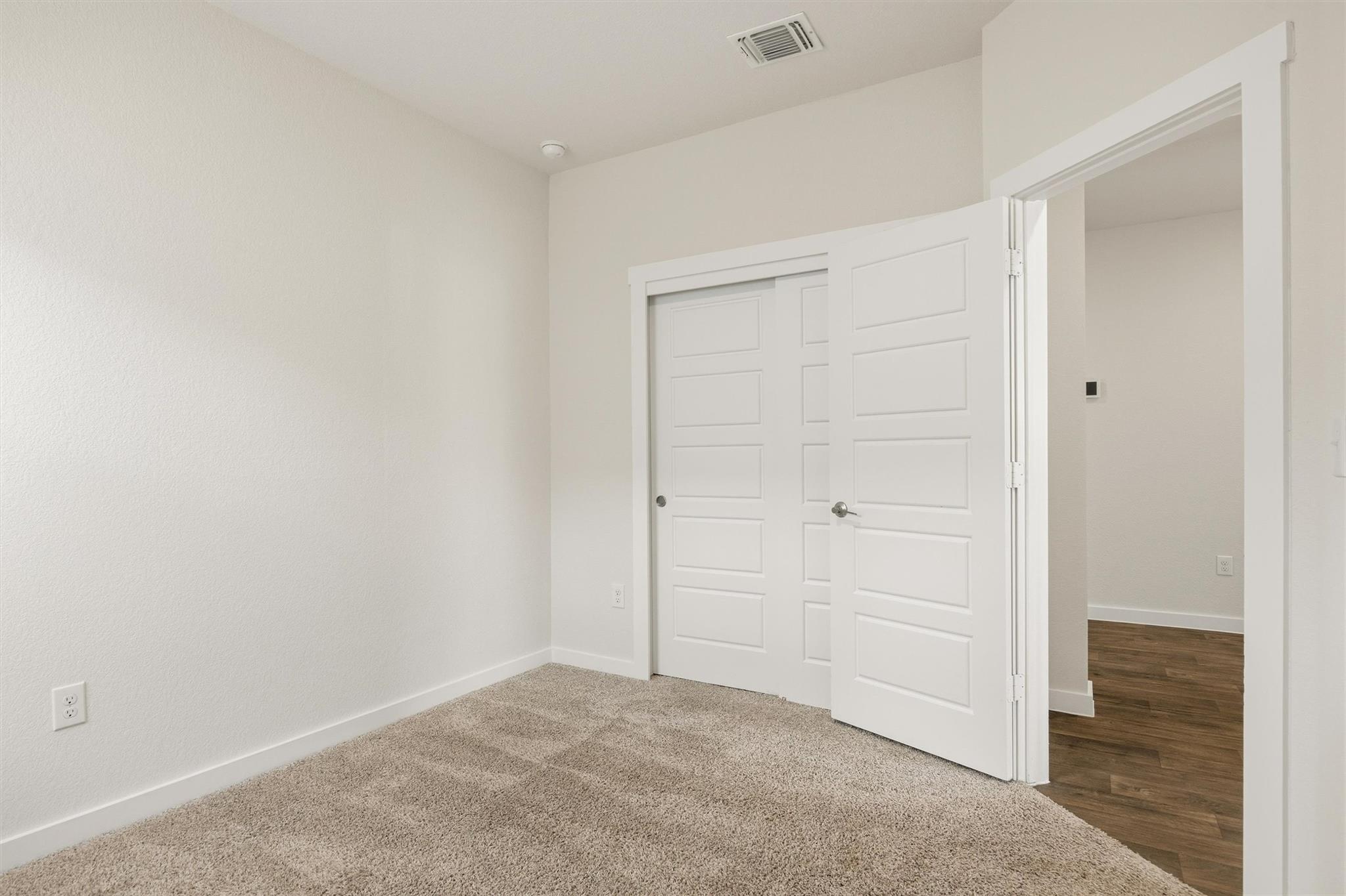 14317 Cantarra Dr Property Photo 17
