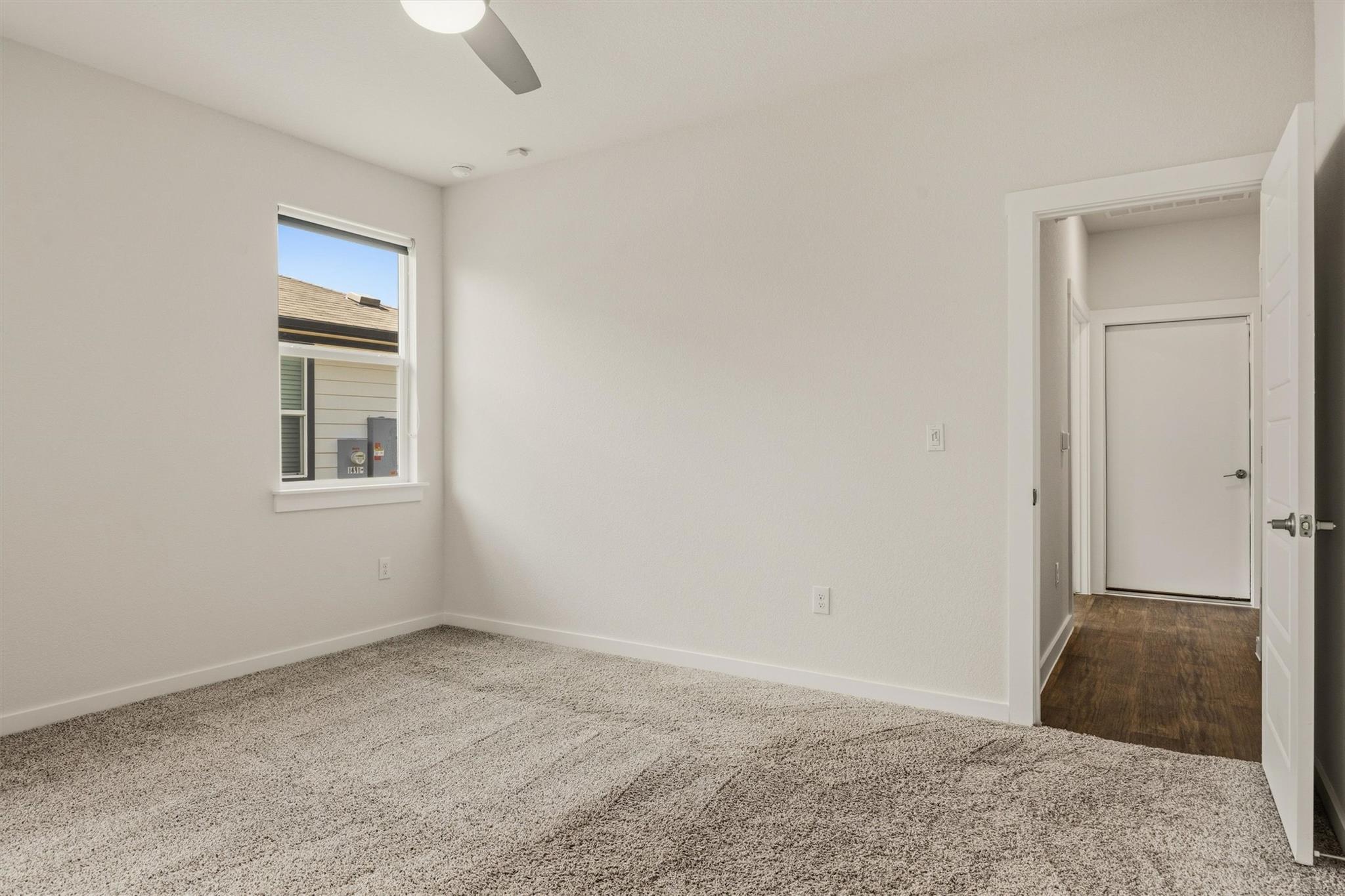 14317 Cantarra Dr Property Photo 29