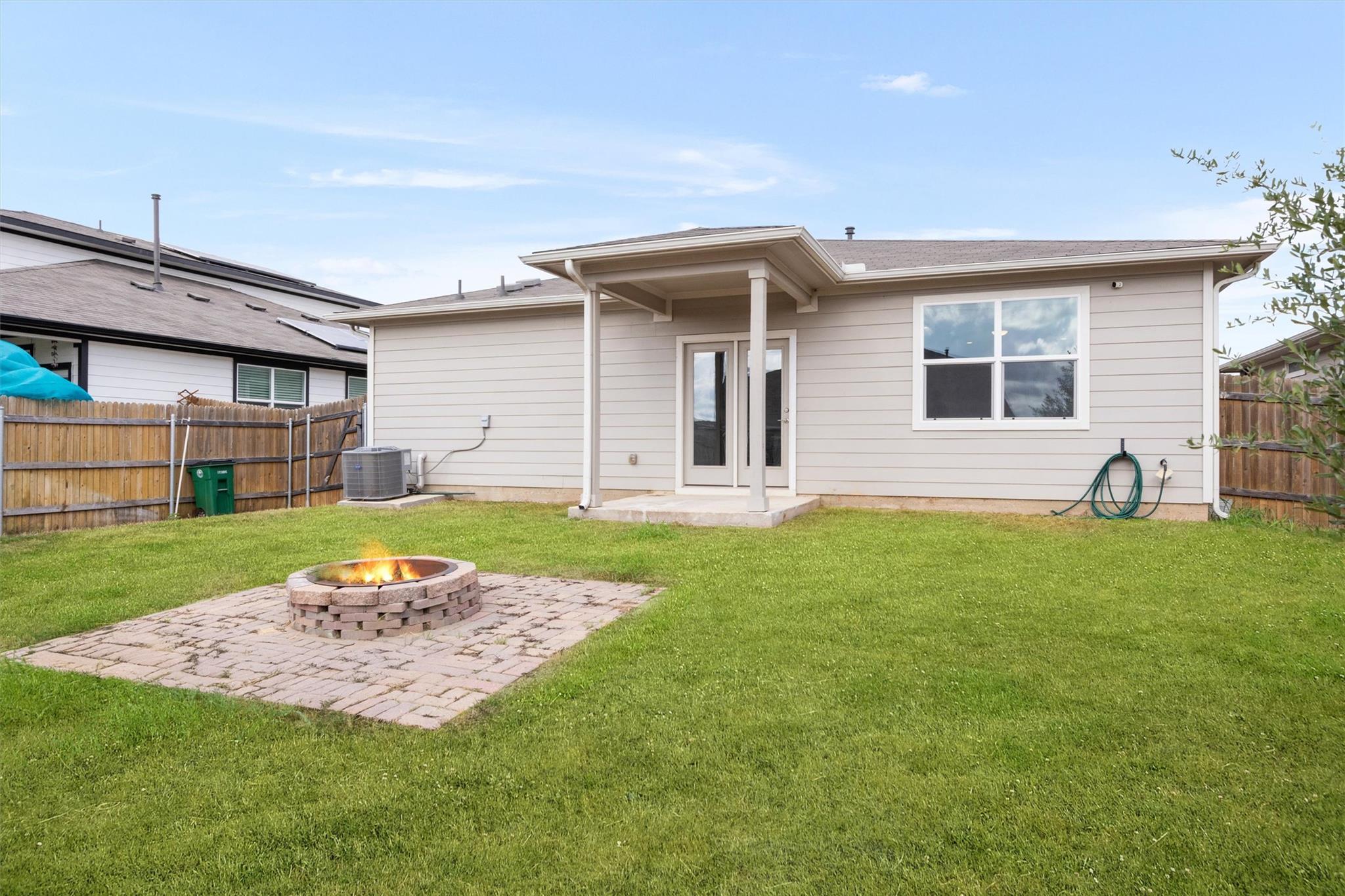 14317 Cantarra Dr Property Photo 39