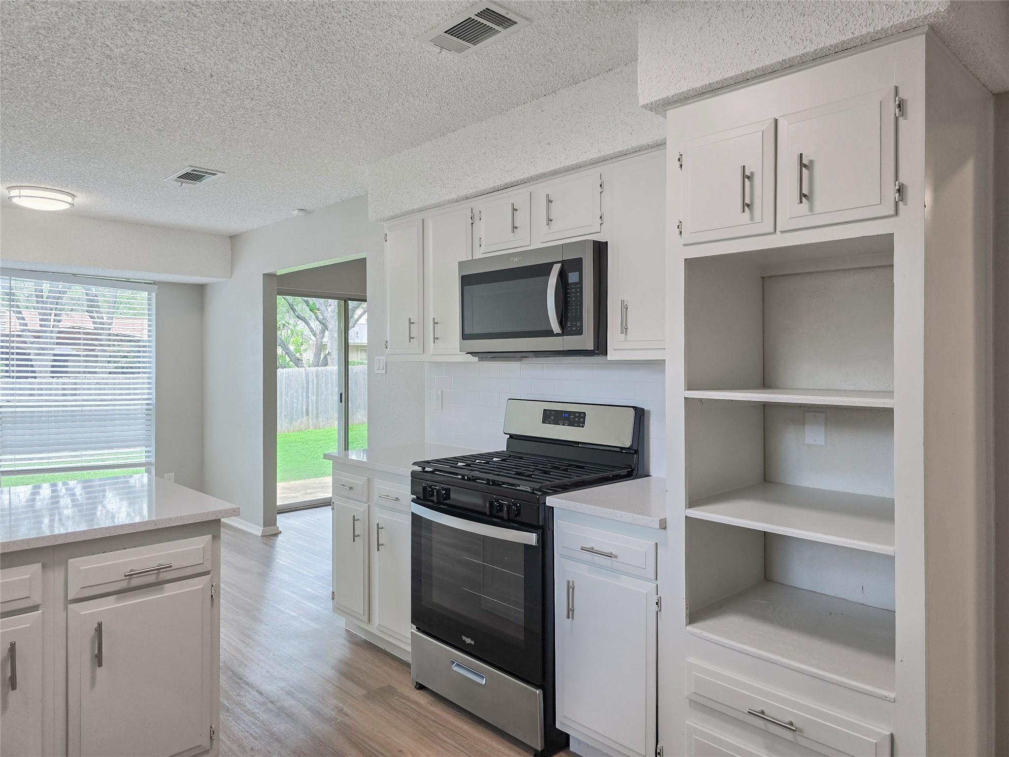 12010 Ladrido Ln Property Photo 14