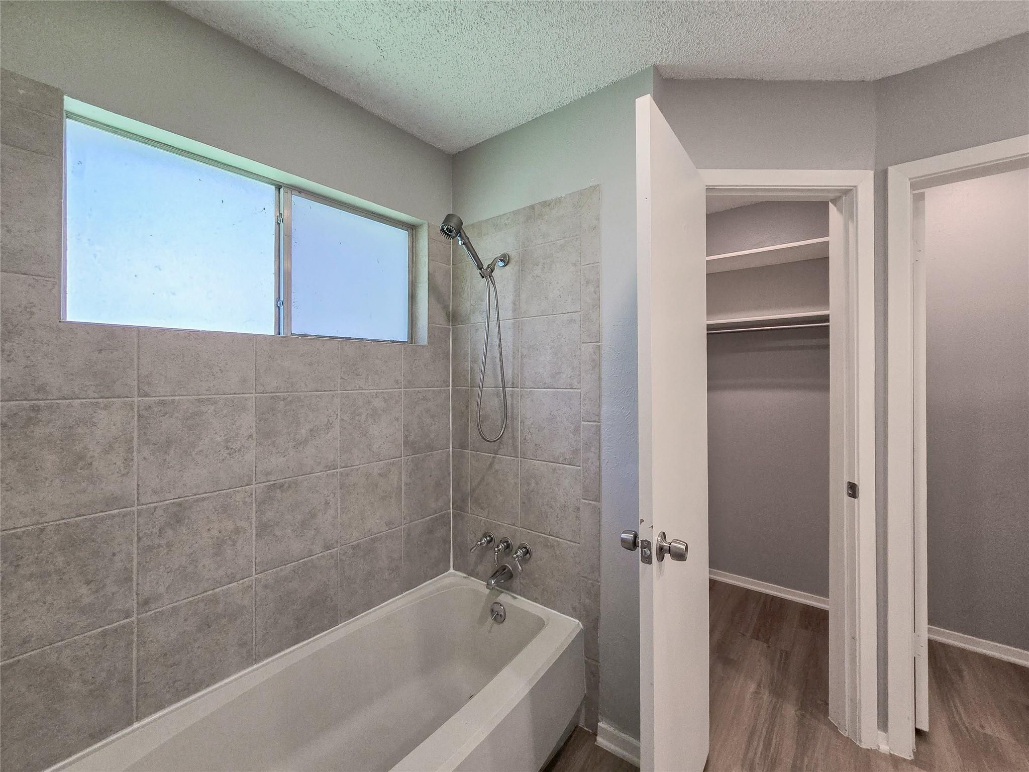 12010 Ladrido Ln Property Photo 20
