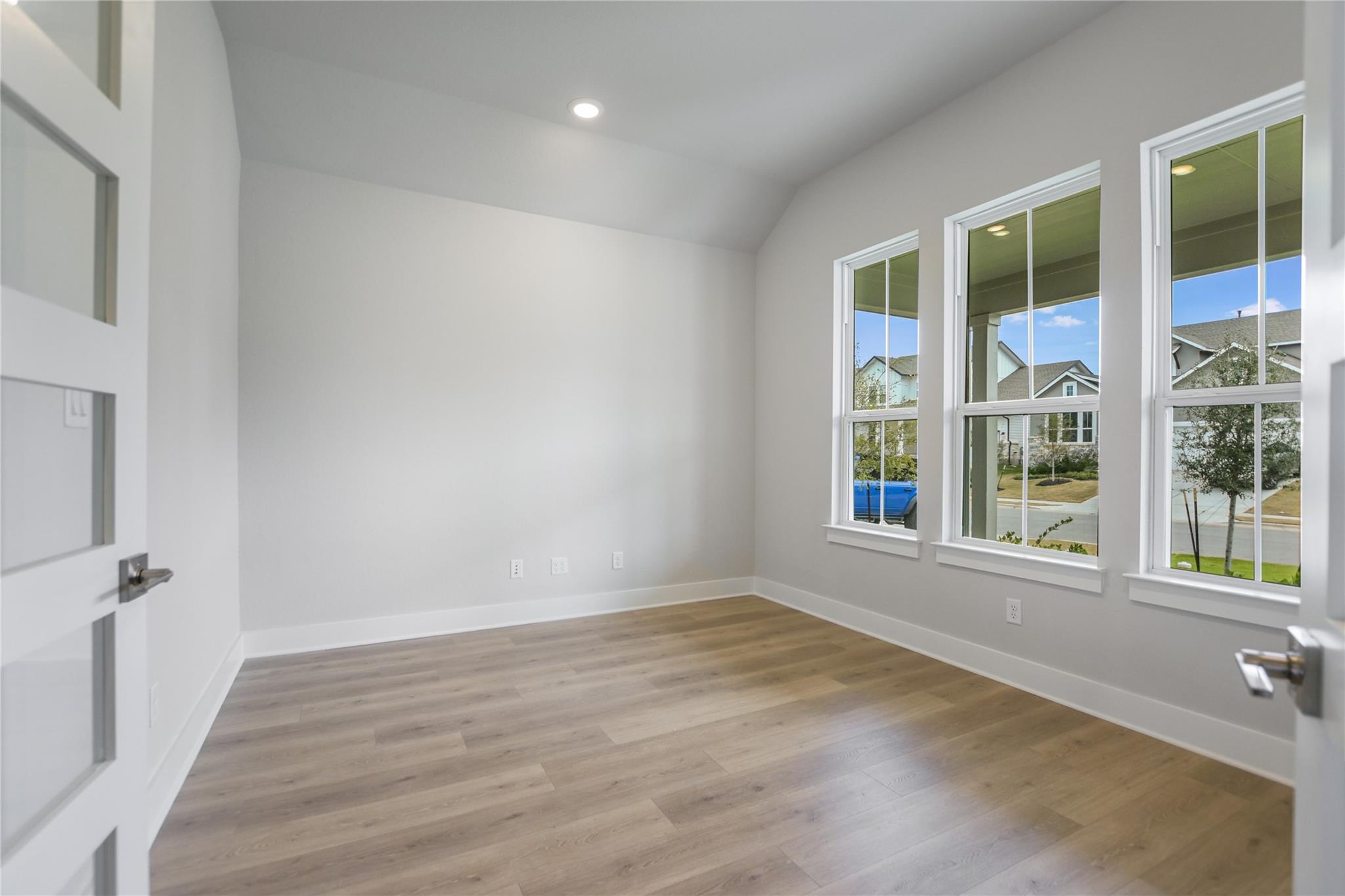 1103 Sage Thrasher Cir Property Photo 10