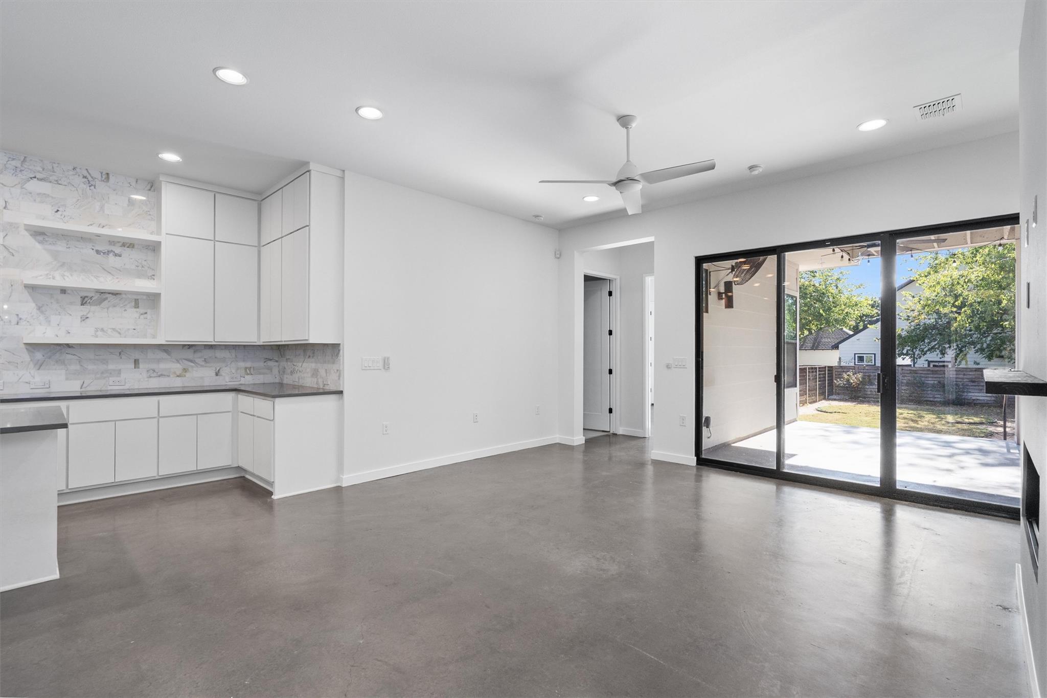 1107 Taulbee Ln #b Property Photo 6
