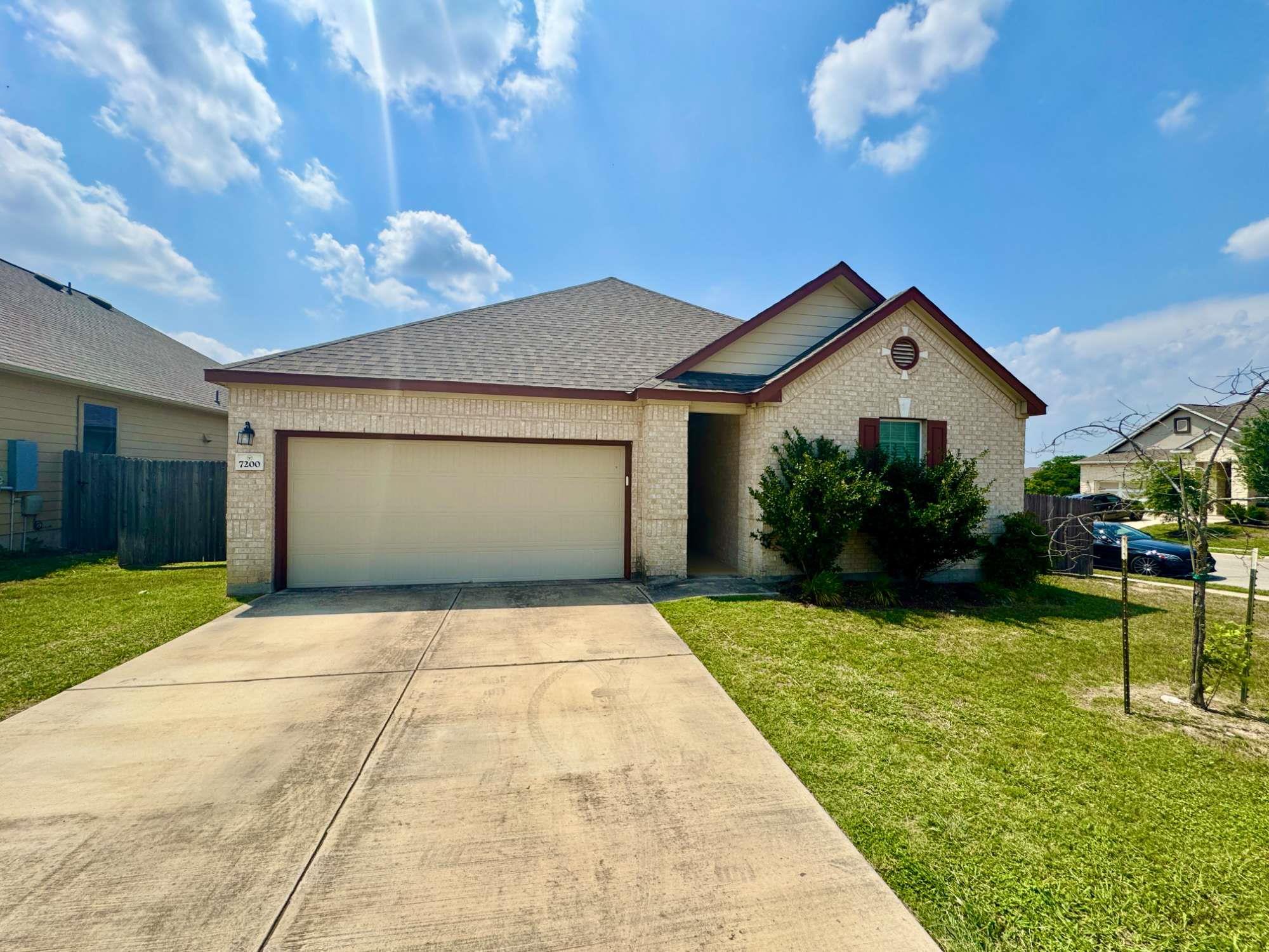 7200 Altidore Dr Property Photo