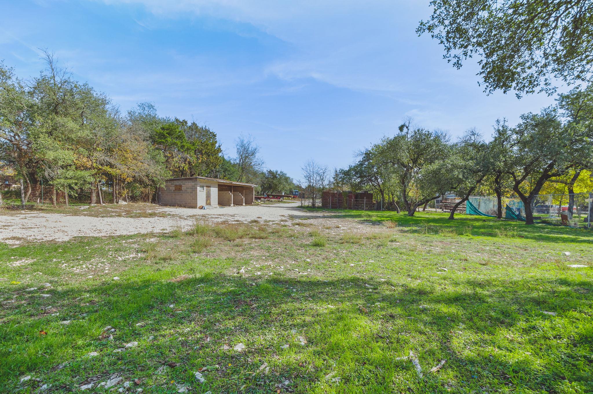 7900 Hudson Loop Property Photo 3