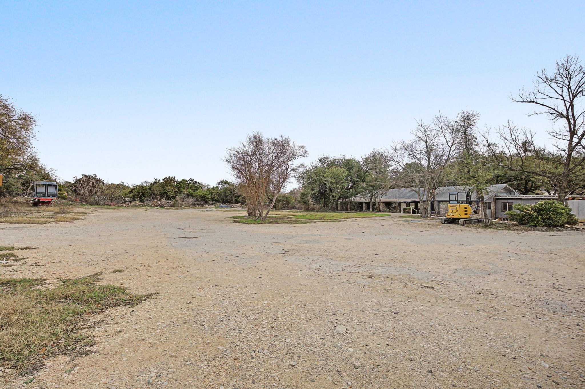 7900 Hudson Loop Property Photo 4