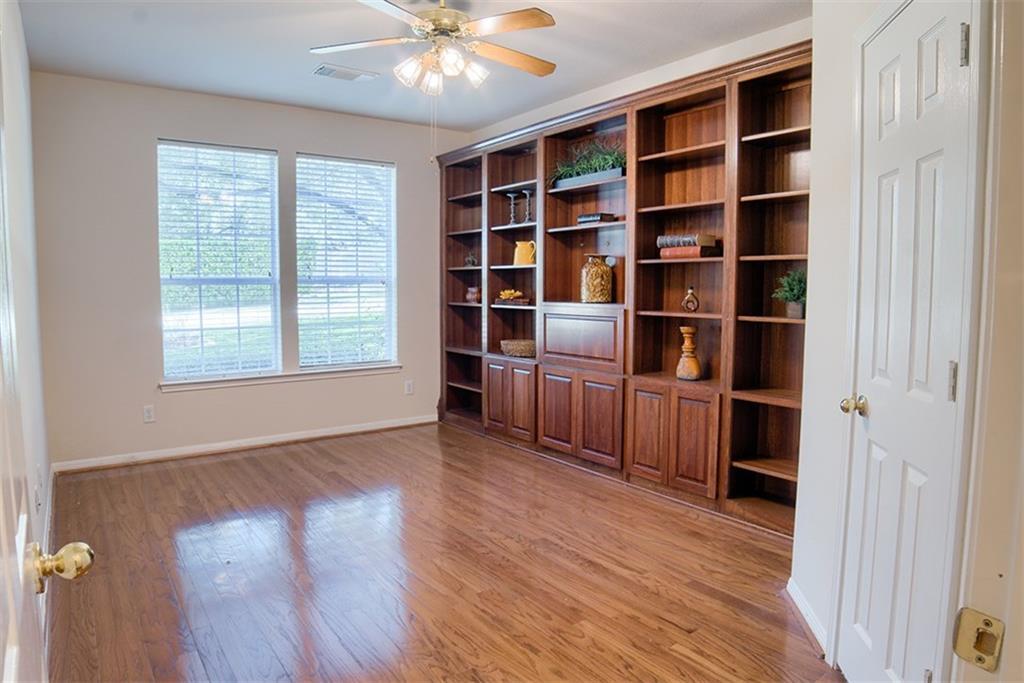 3404 Oxsheer Dr Property Photo 5