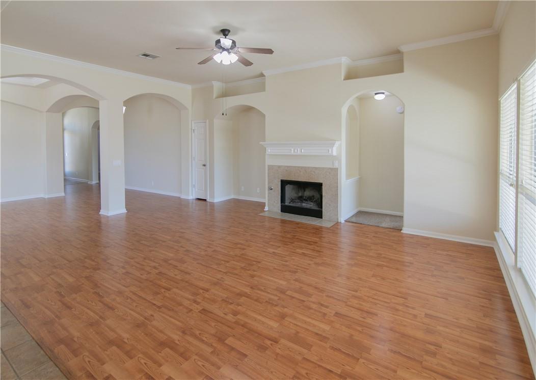 20201 Mustang Island Cir Property Photo 4