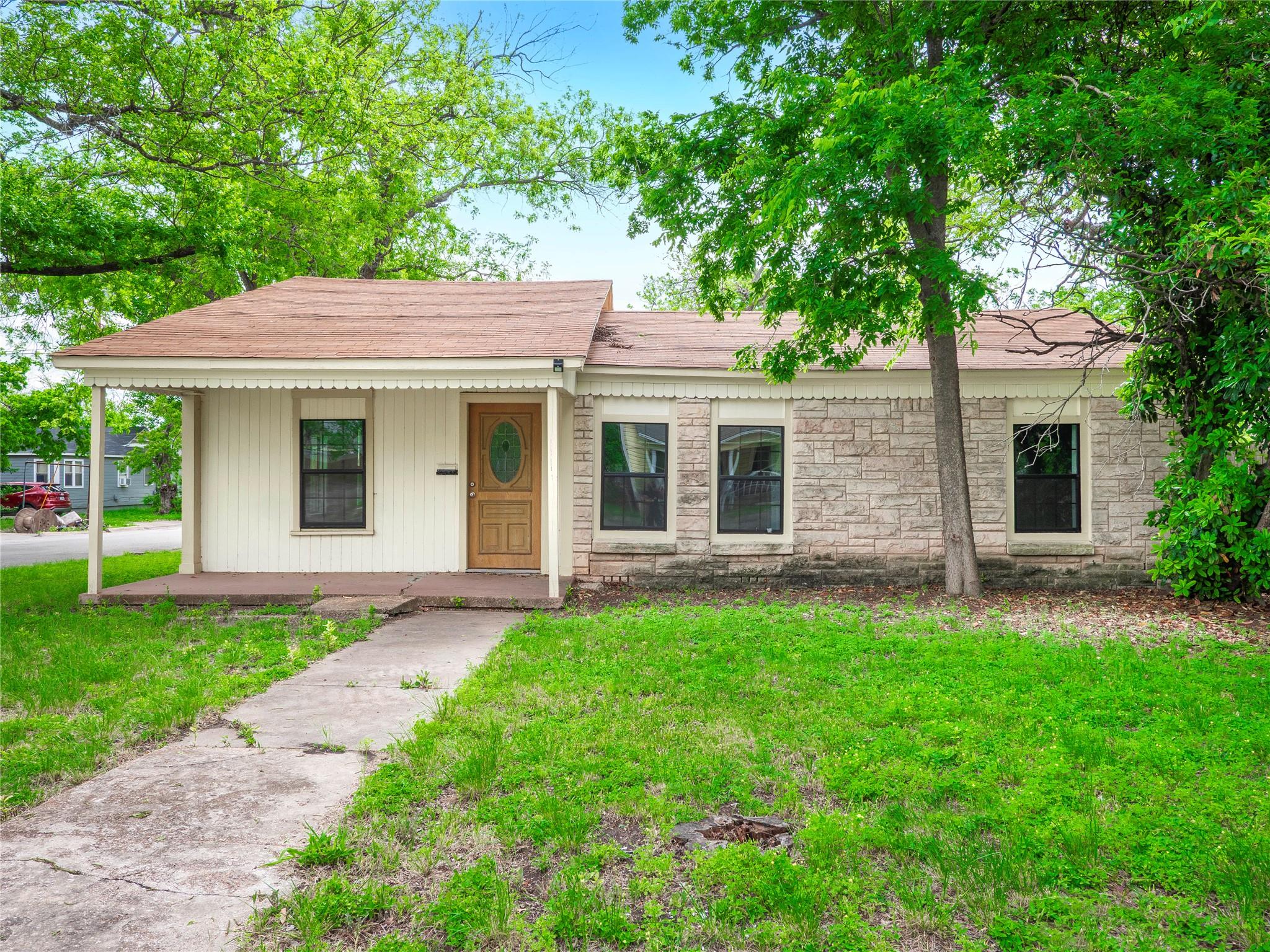 1401 S 5th St Property Photo
