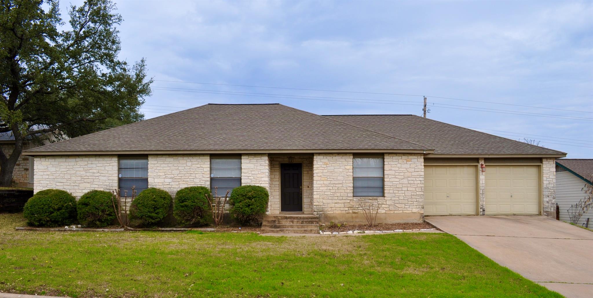 8304 Red Willow Dr Property Photo 1