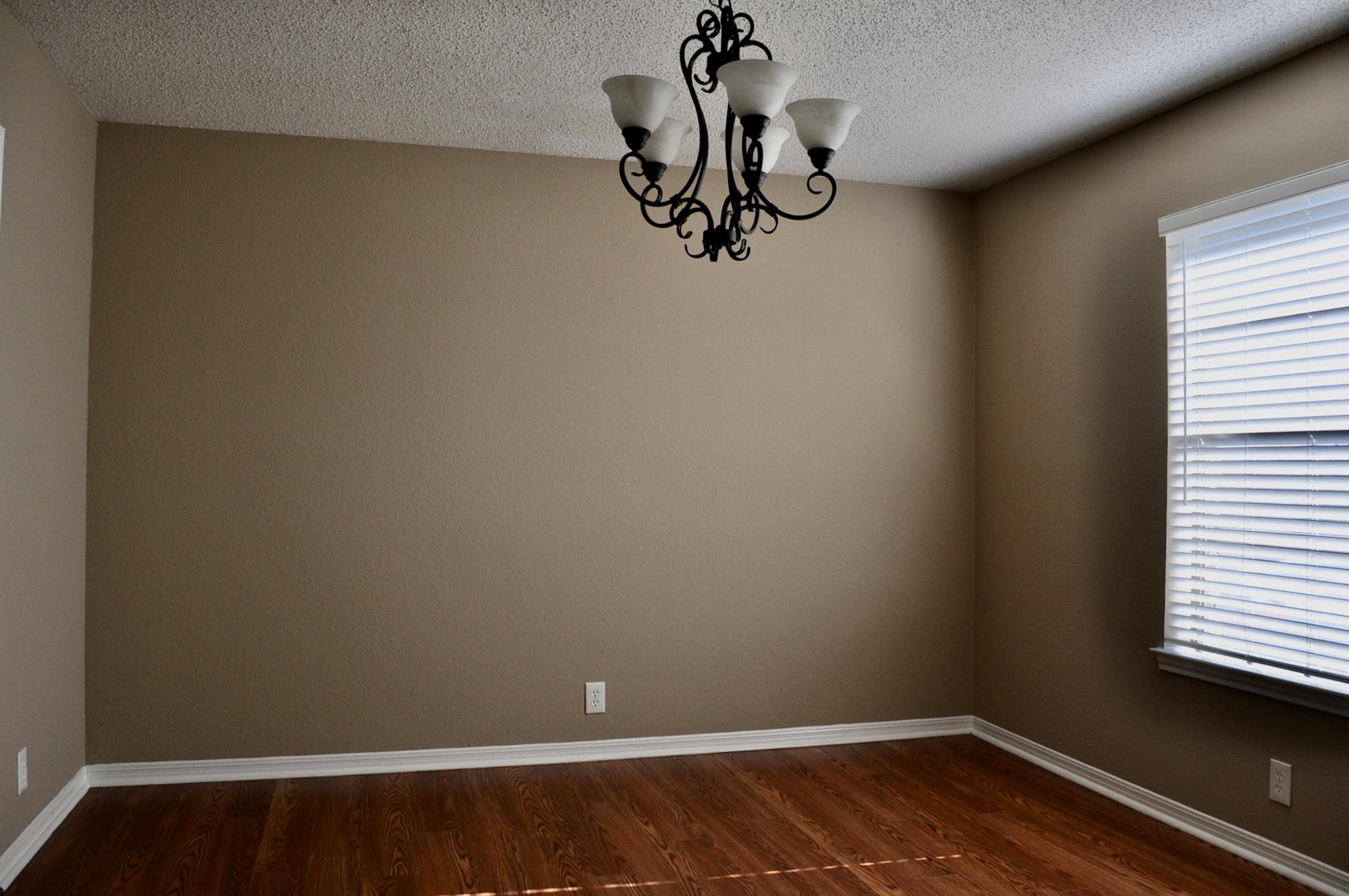 8304 Red Willow Dr Property Photo 8