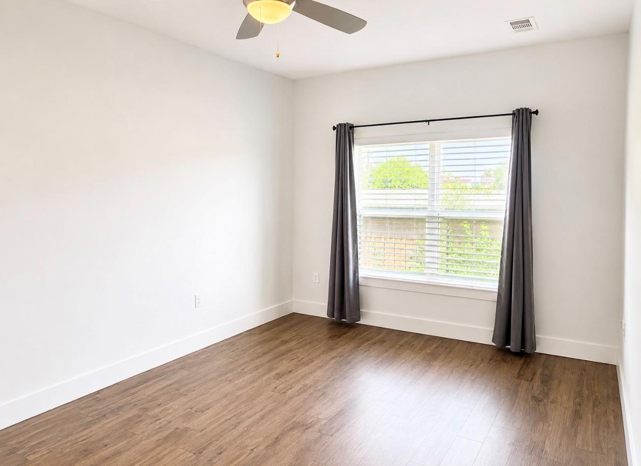 6444 Burnet Rd #201 Property Photo 8