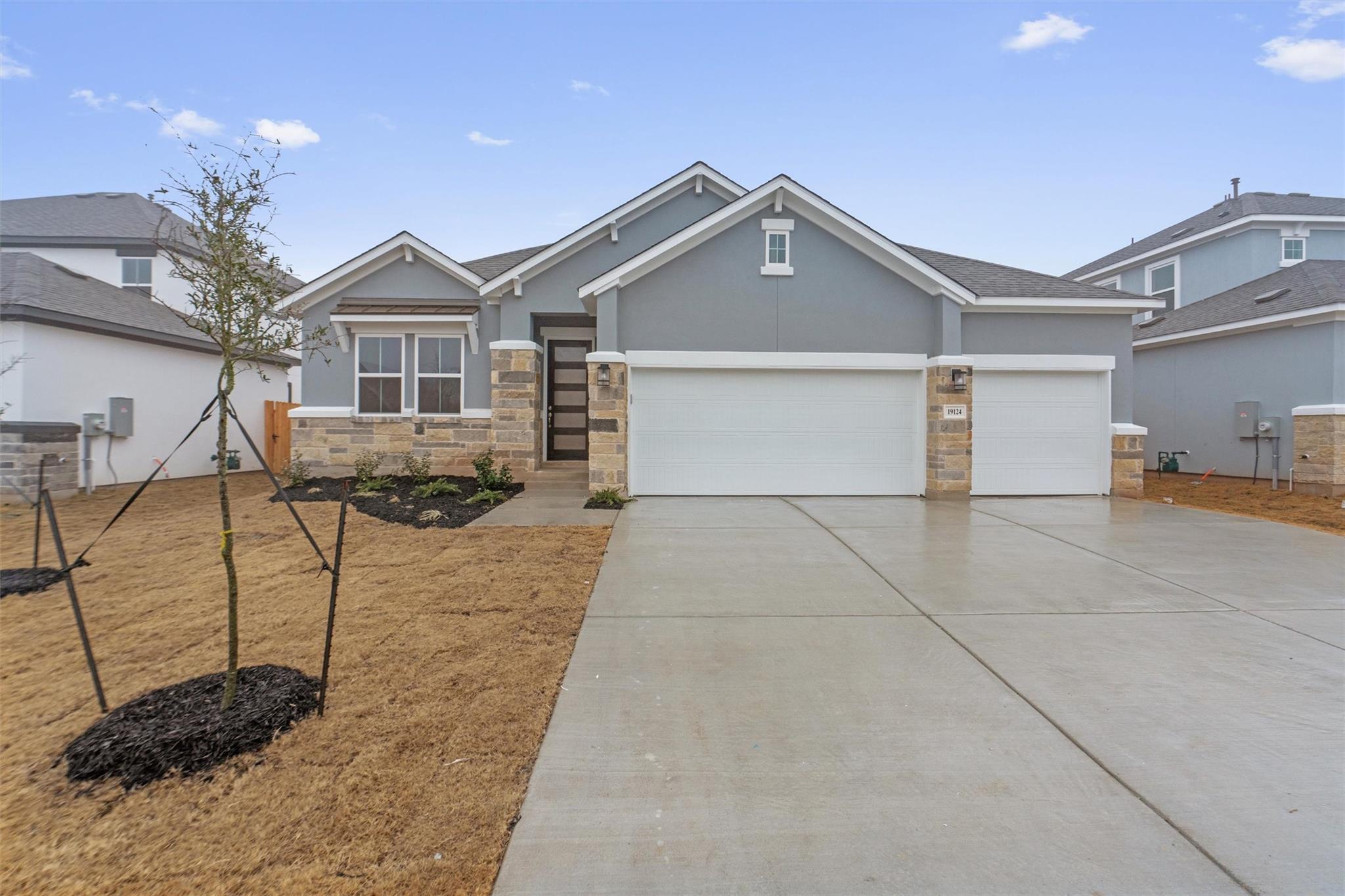 17709 Ardalia Pass Property Photo 1