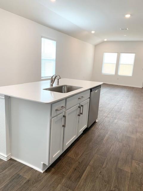 13606 Gunnison Grove Ave Property Photo 1