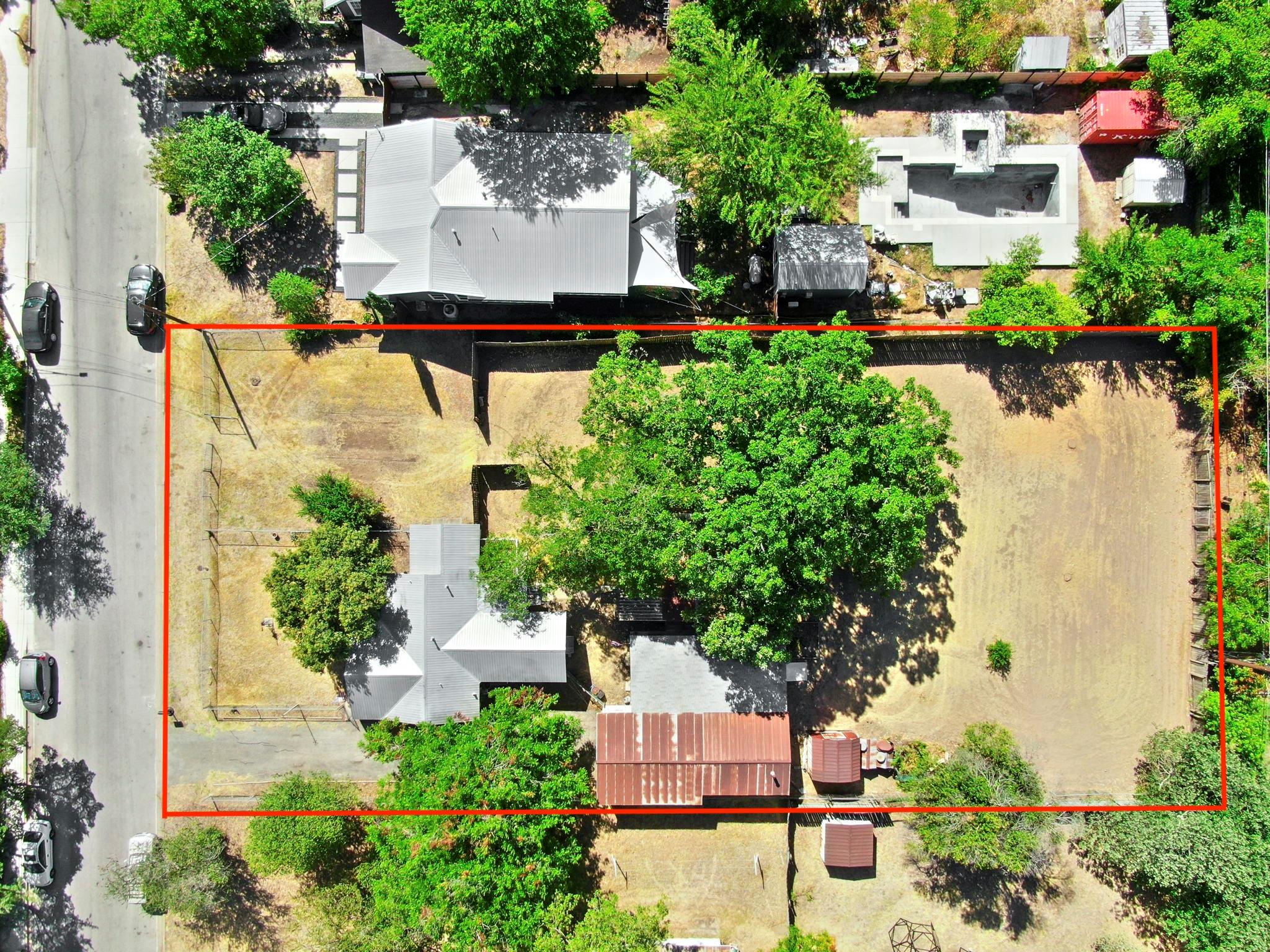 2601 Sweeney Ln Property Photo 1