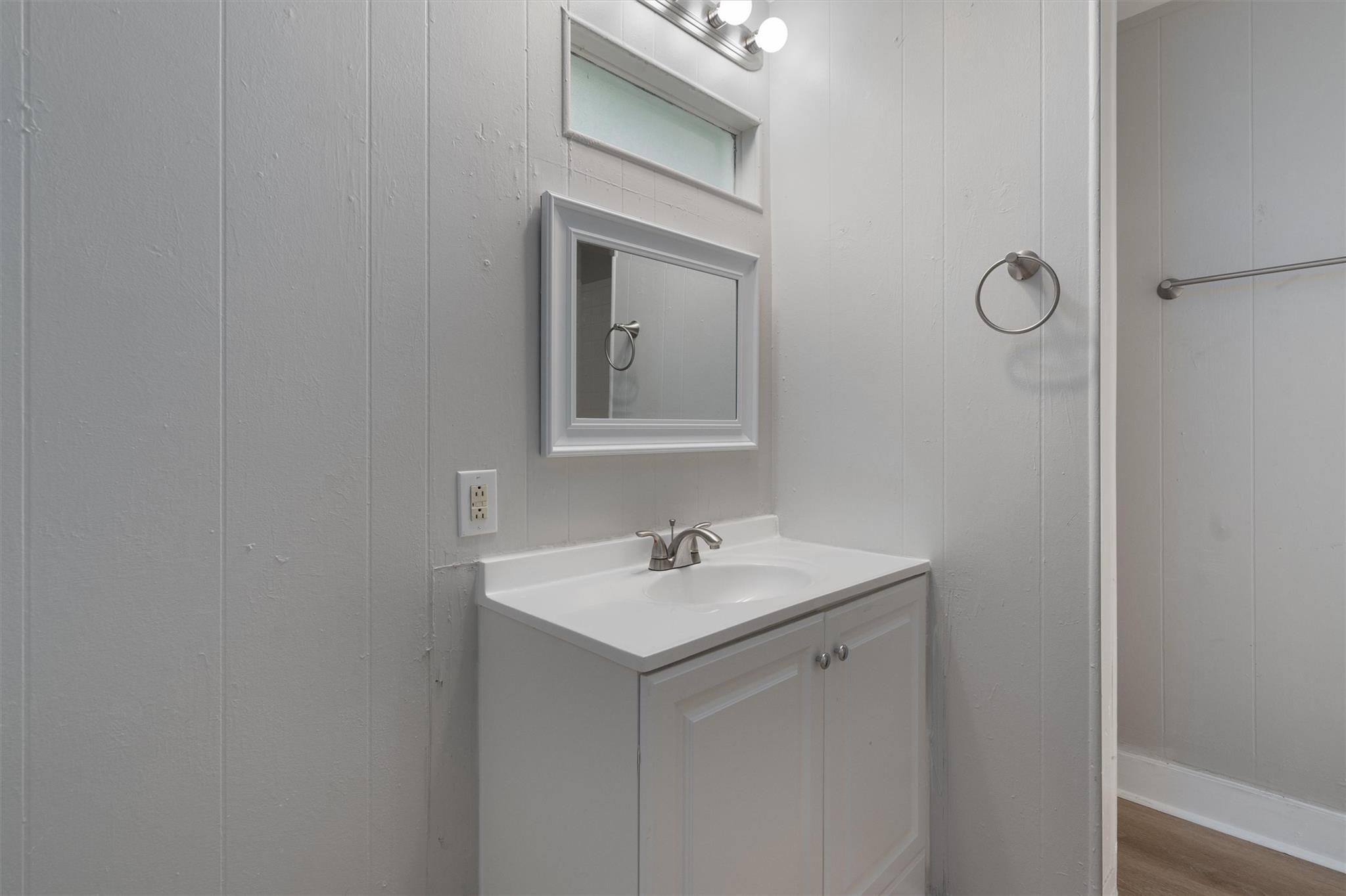 1012 Barbara Dr #b Property Photo 19