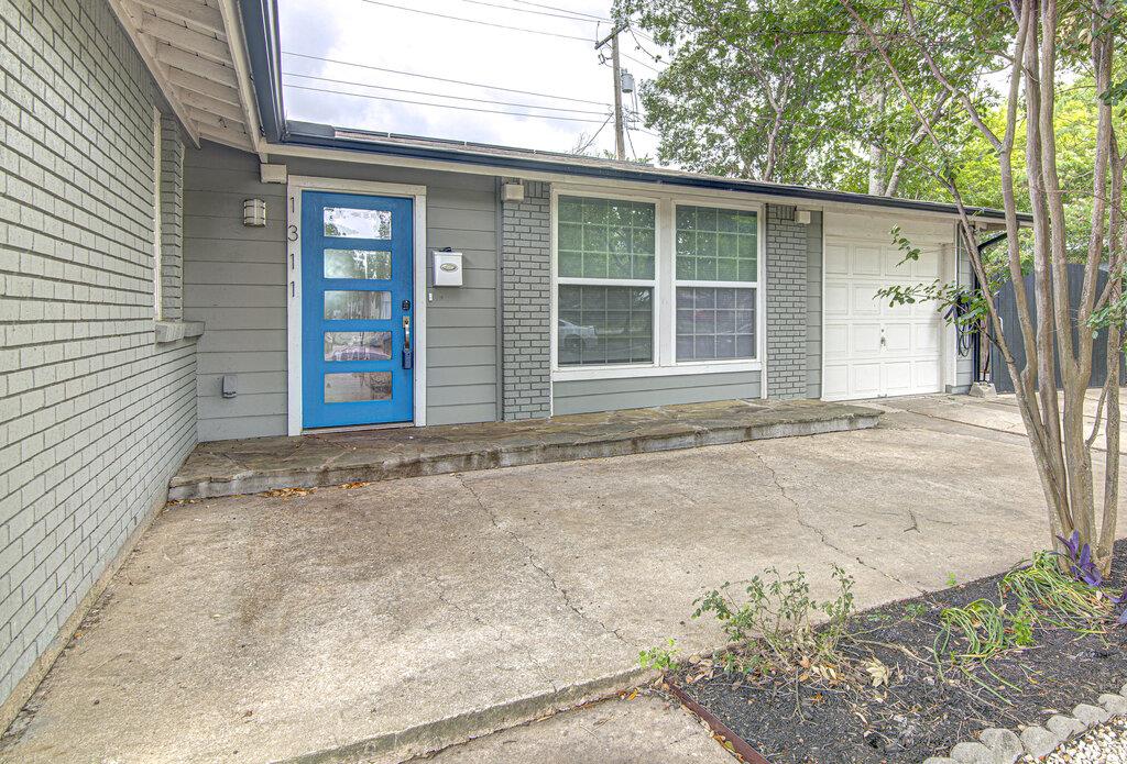 1311 Westmoor Dr Property Photo 4