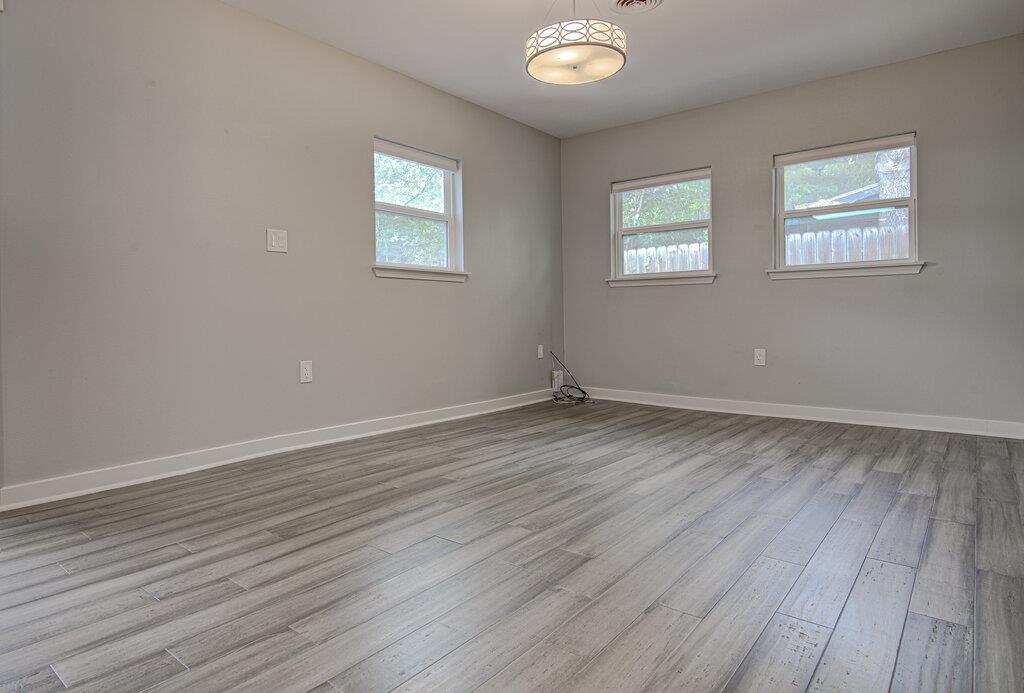 1311 Westmoor Dr Property Photo 8