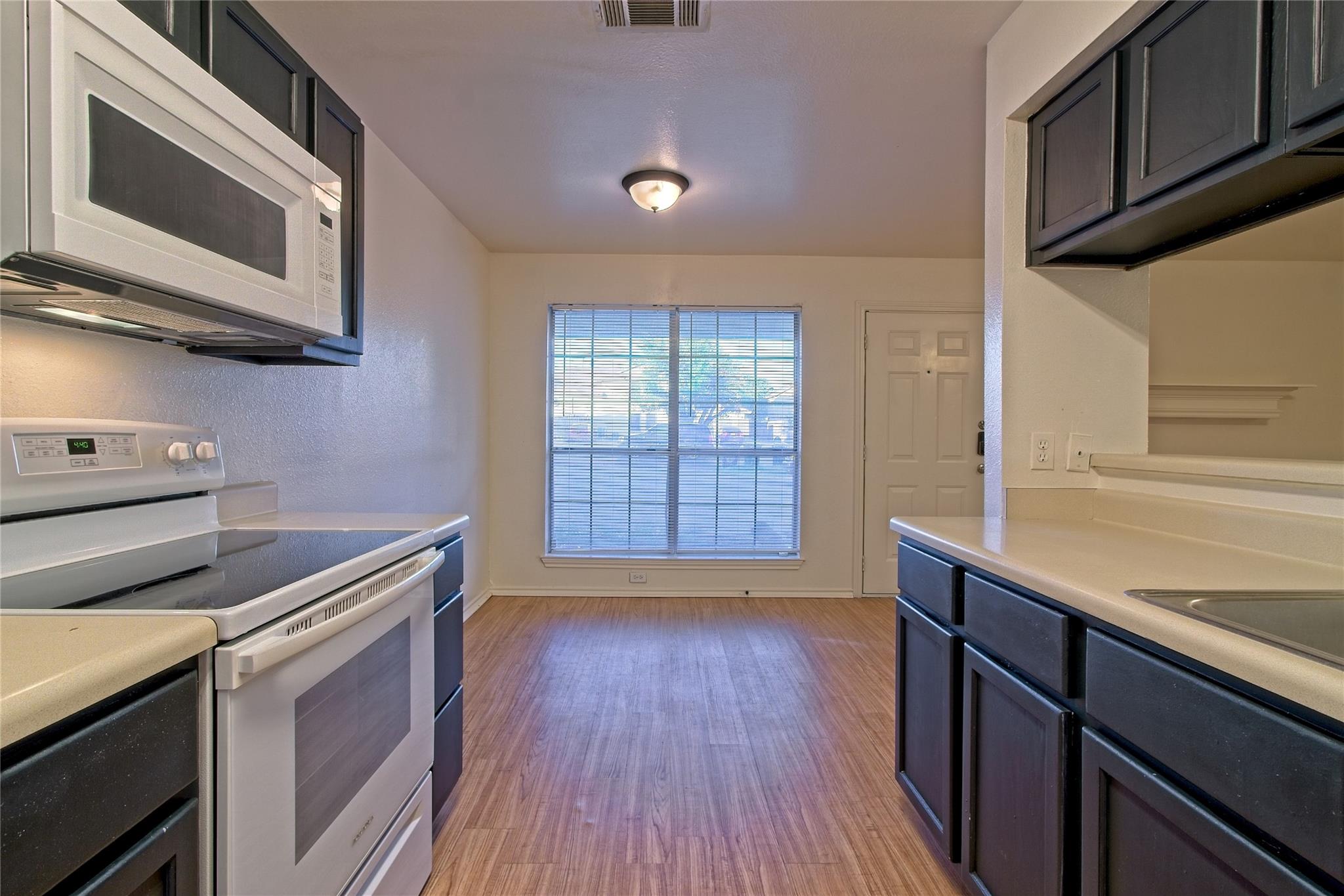 2211 Creekside A Ln #a Property Photo 7
