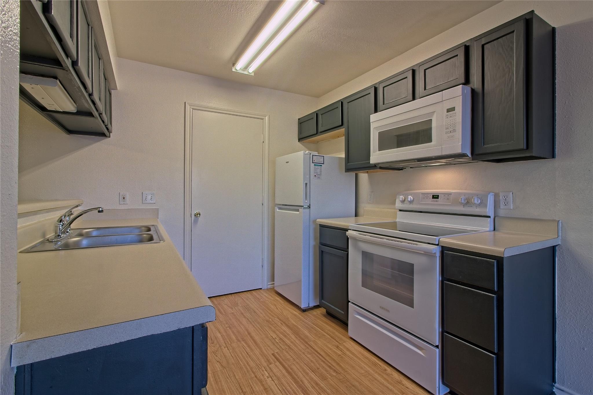 2211 Creekside A Ln #a Property Photo 10