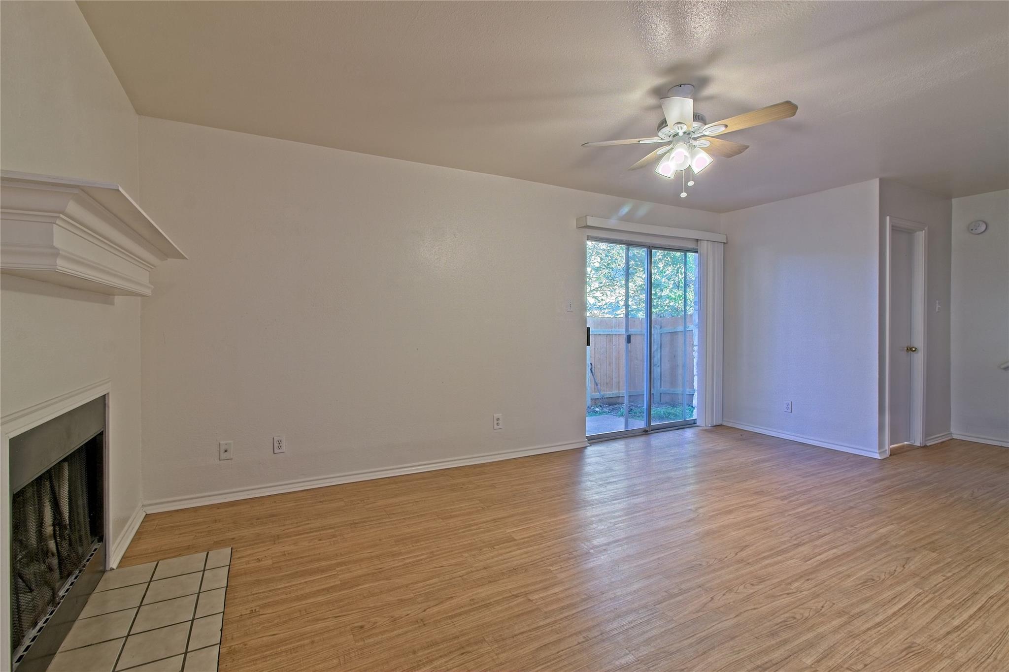 2211 Creekside A Ln #a Property Photo 11